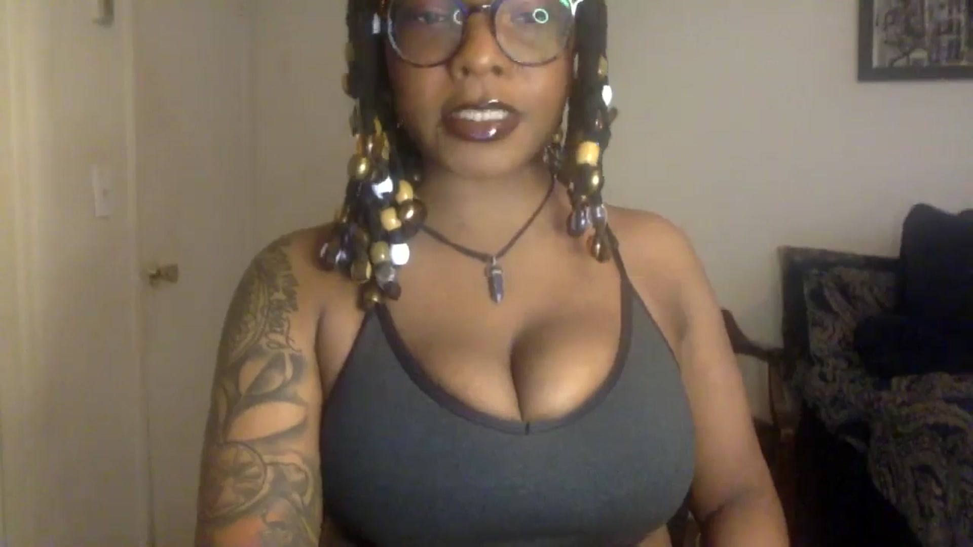 Gallery image thumbnail from warmhoney888's myfreecams stream on, 03/23/2025, 12:40 image 3 of 20