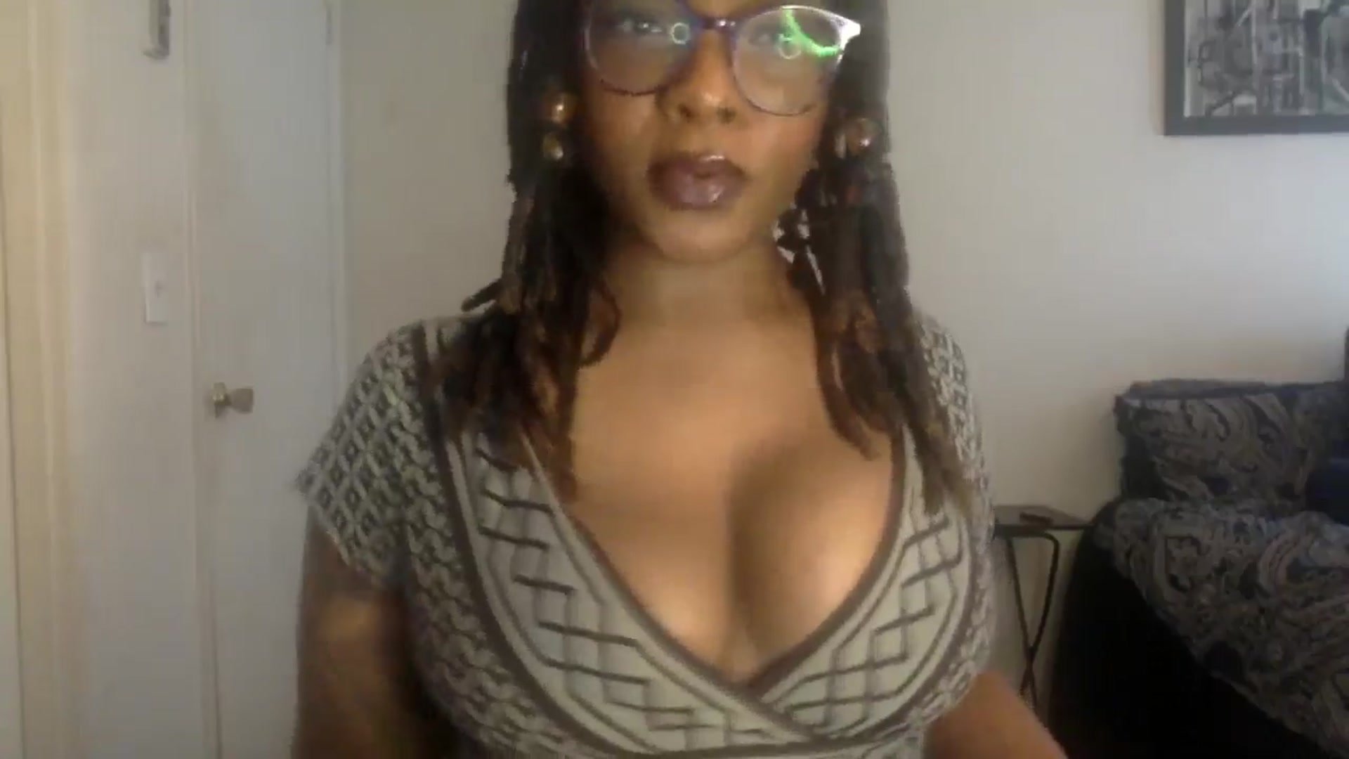 Gallery image thumbnail from warmhoney888's myfreecams stream on, 04/27/2025, 18:52 image 6 of 20