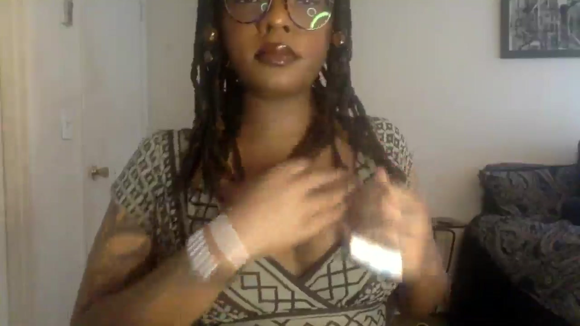 Gallery image thumbnail from warmhoney888's myfreecams stream on, 04/27/2025, 18:52 image 5 of 20