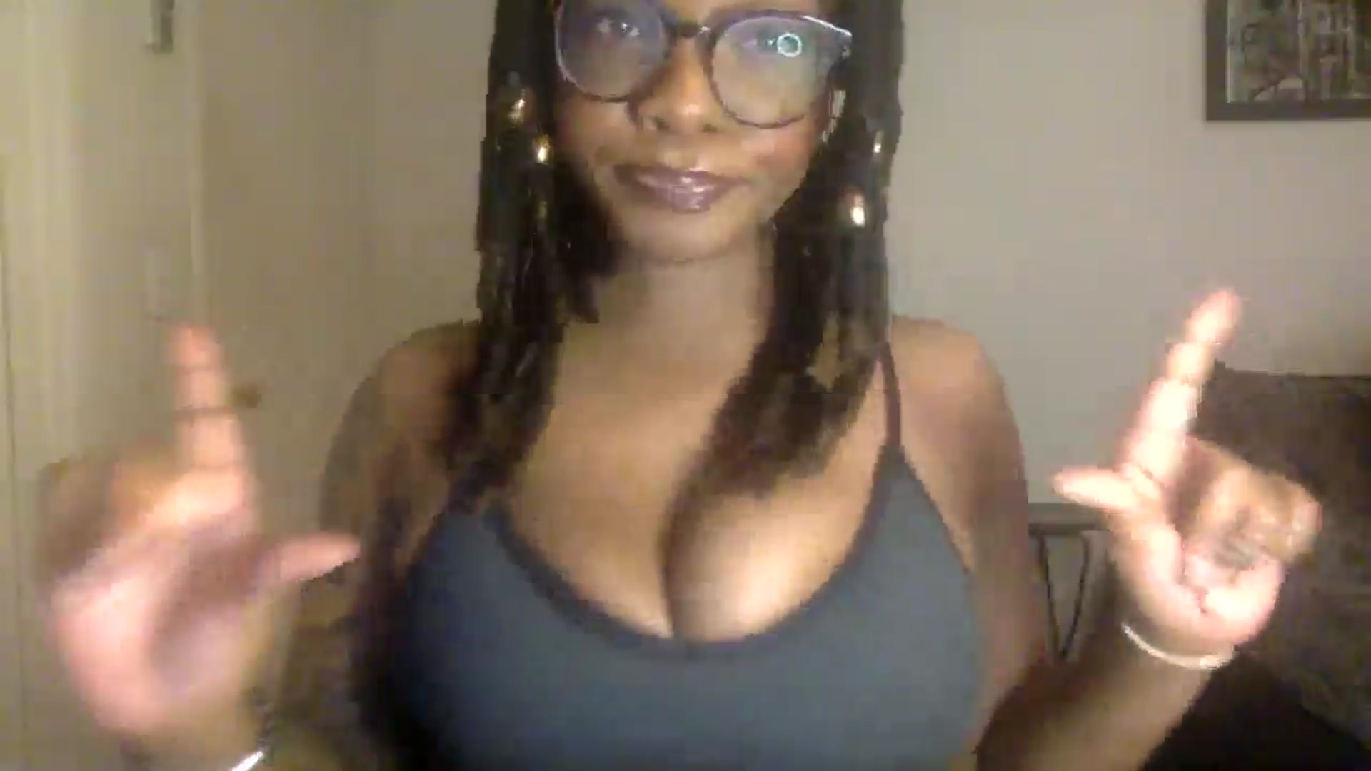 Gallery image thumbnail from warmhoney888's myfreecams stream on, 04/29/2025, 10:16 image 10 of 20