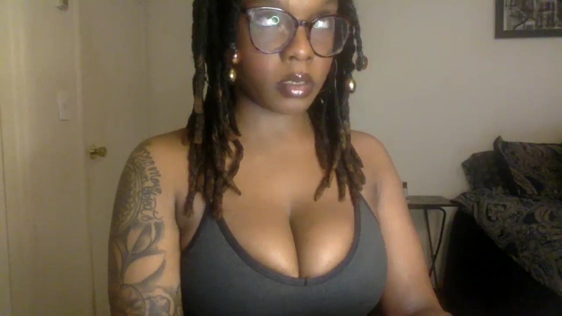 Gallery image thumbnail from warmhoney888's myfreecams stream on, 04/29/2025, 10:16 image 3 of 20