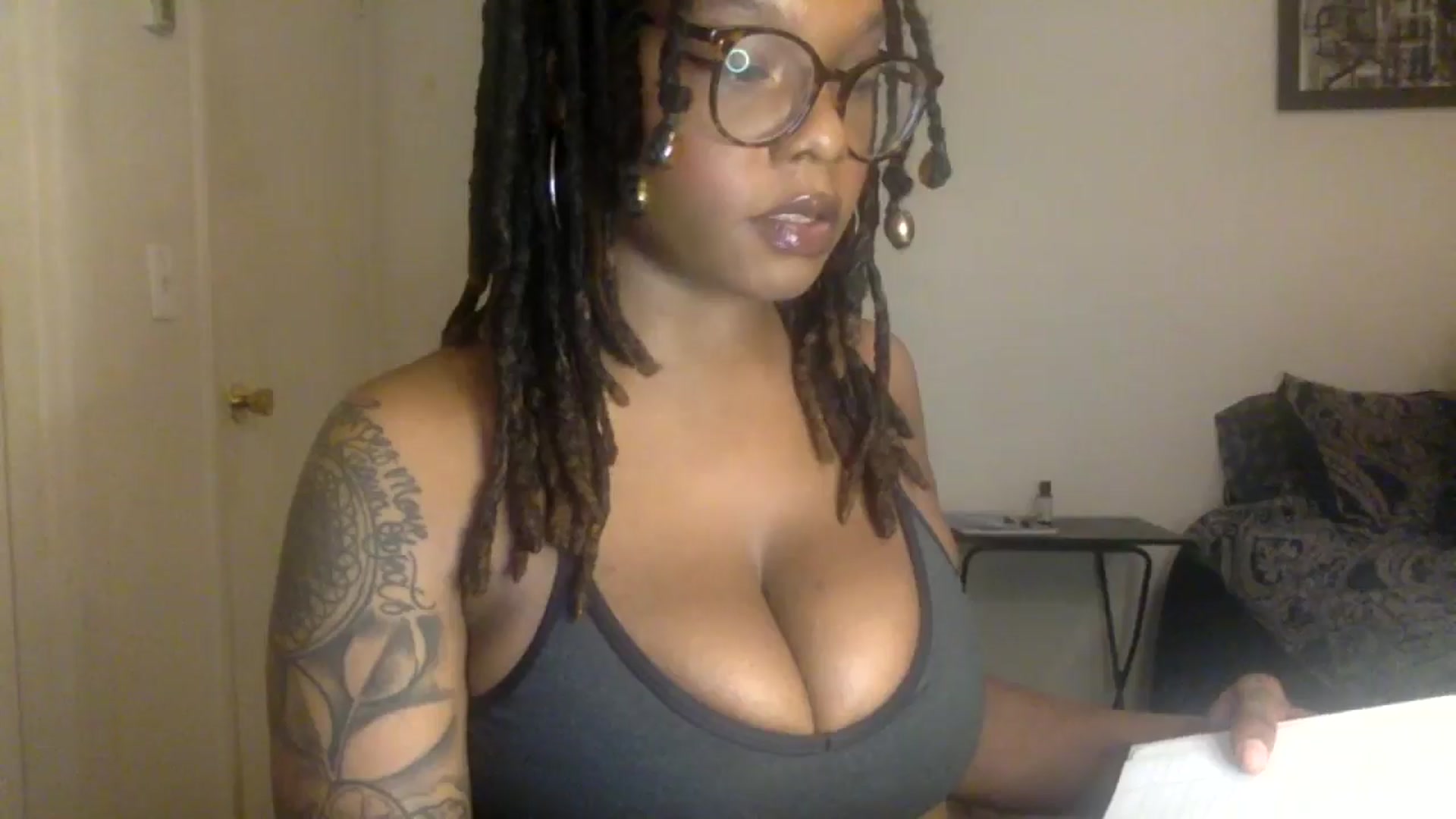Gallery image thumbnail from warmhoney888's myfreecams stream on, 04/29/2025, 11:07 image 4 of 20