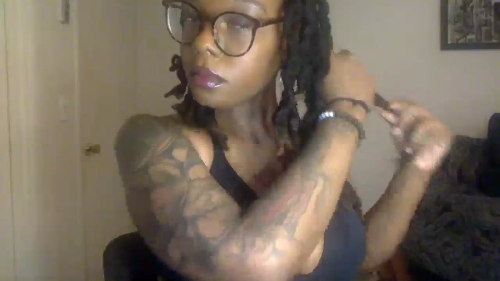 Gallery image thumbnail from warmhoney888's myfreecams stream on, 06/27/2025, 10:30 image 3 of 20
