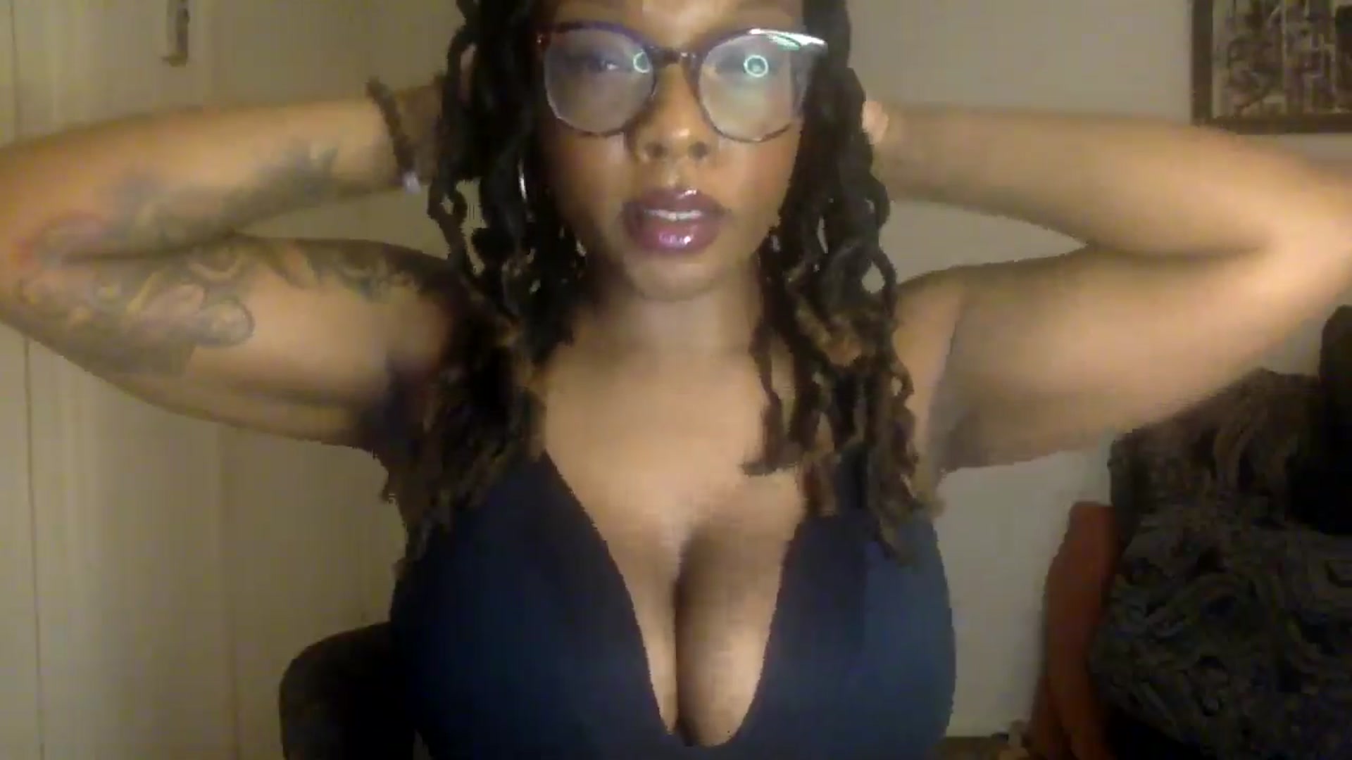 Gallery image thumbnail from warmhoney888's myfreecams stream on, 06/27/2025, 10:30 image 8 of 20