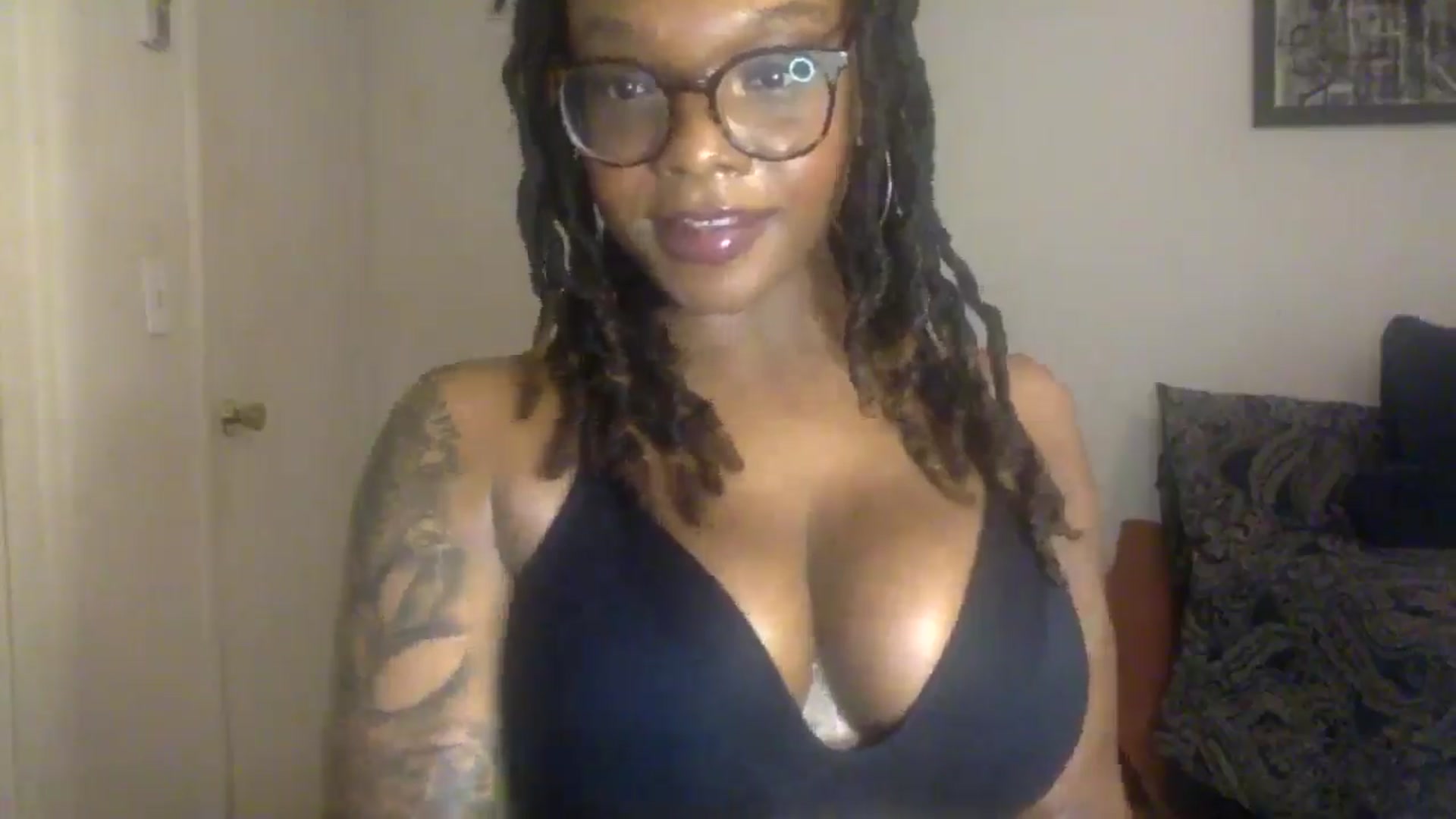 Gallery image thumbnail from warmhoney888's myfreecams stream on, 06/28/2025, 11:09 image 18 of 20