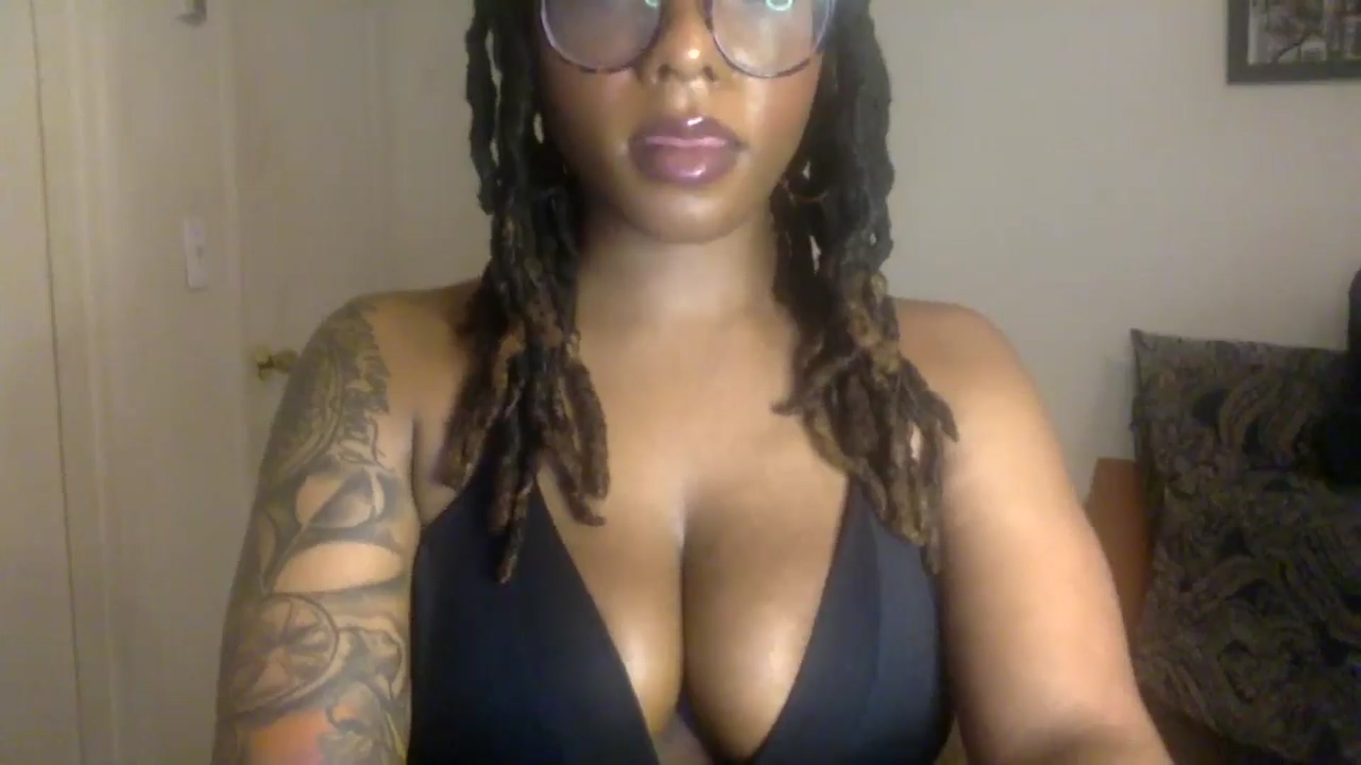 Gallery image thumbnail from warmhoney888's myfreecams stream on, 06/28/2025, 11:33 image 20 of 20