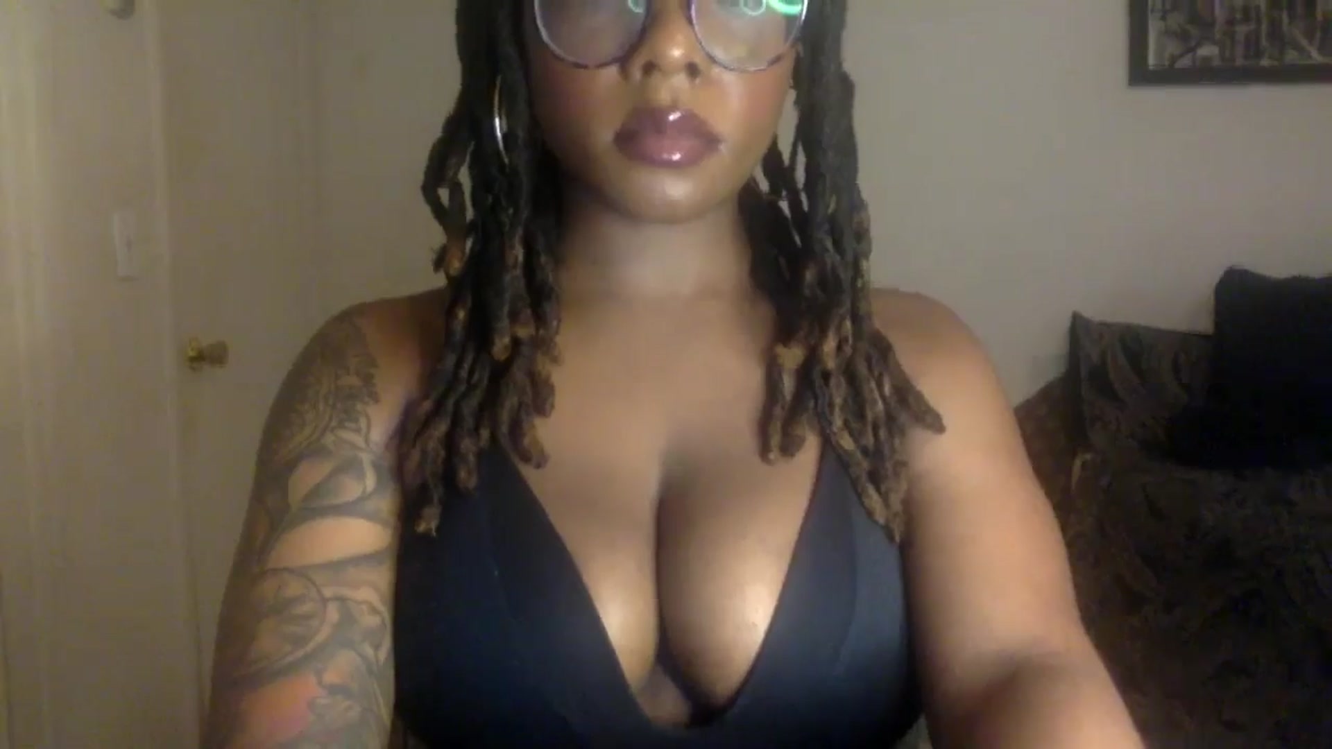 Gallery image thumbnail from warmhoney888's myfreecams stream on, 07/17/2025, 11:13 image 17 of 20