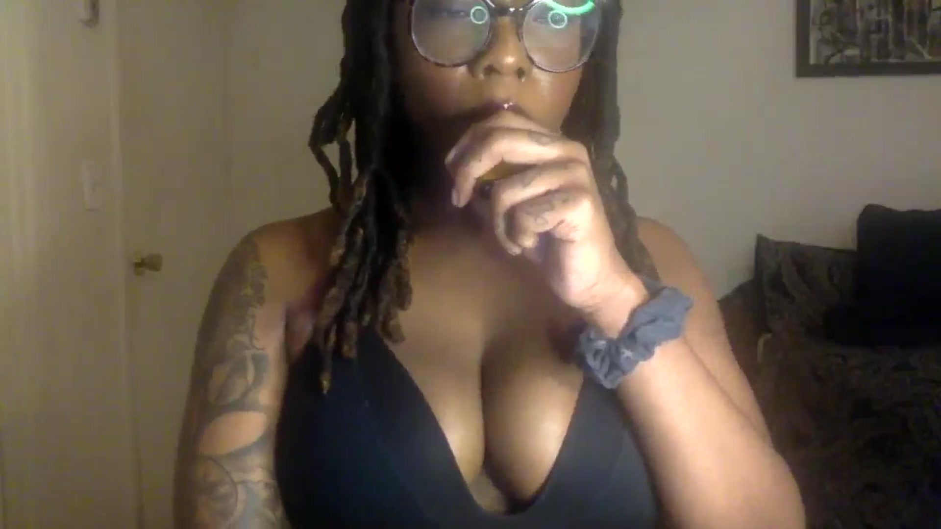 Gallery image thumbnail from warmhoney888's myfreecams stream on, 07/17/2025, 11:13 image 18 of 20