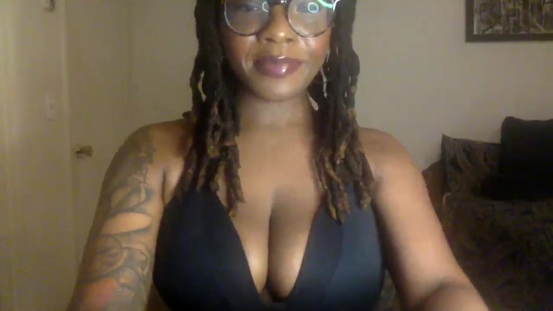 Gallery image thumbnail from warmhoney888's myfreecams stream on, 07/17/2025, 11:13 image 8 of 20