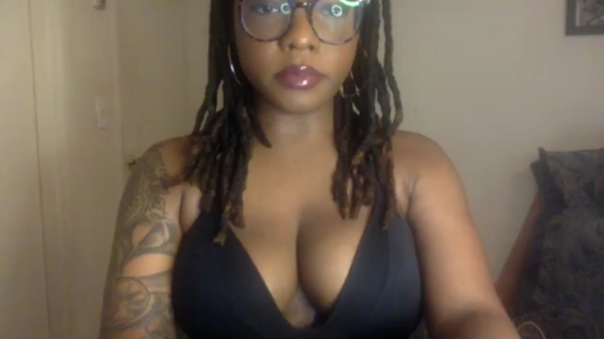 Gallery image thumbnail from warmhoney888's myfreecams stream on, 07/28/2025, 09:01 image 4 of 20