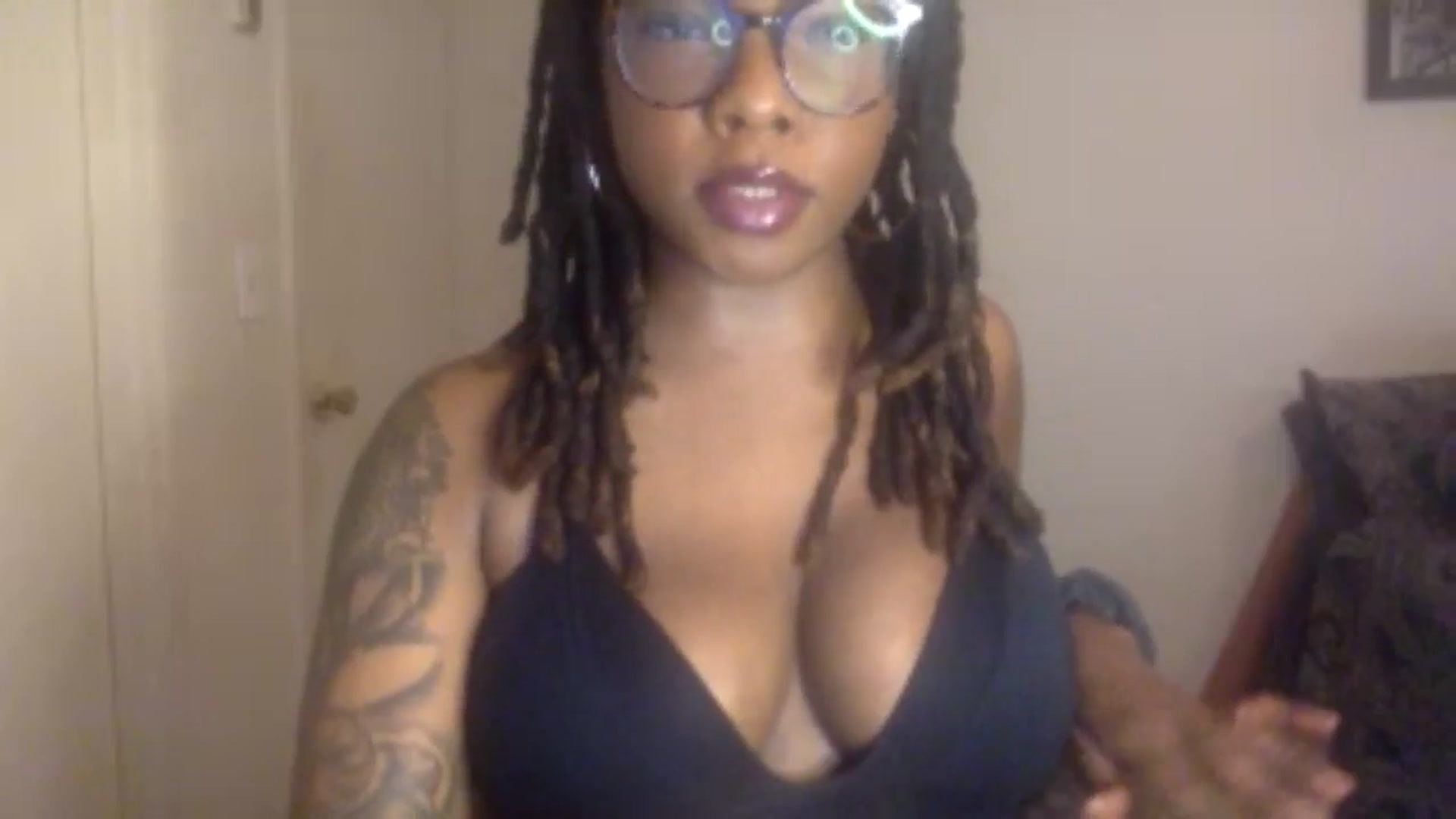 Gallery image thumbnail from warmhoney888's myfreecams stream on, 07/28/2025, 09:01 image 15 of 20