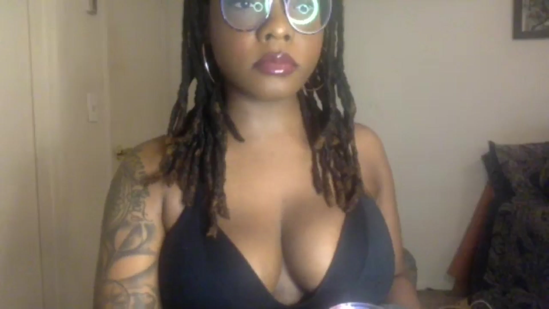 Gallery image thumbnail from warmhoney888's myfreecams stream on, 07/28/2025, 09:01 image 2 of 20