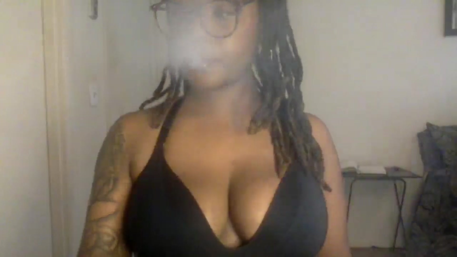 Gallery image thumbnail from warmhoney888's myfreecams stream on, 07/30/2025, 16:19 image 5 of 20