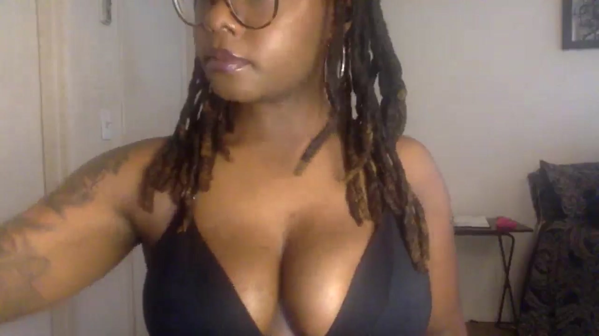 Gallery image thumbnail from warmhoney888's myfreecams stream on, 07/30/2025, 16:56 image 20 of 20