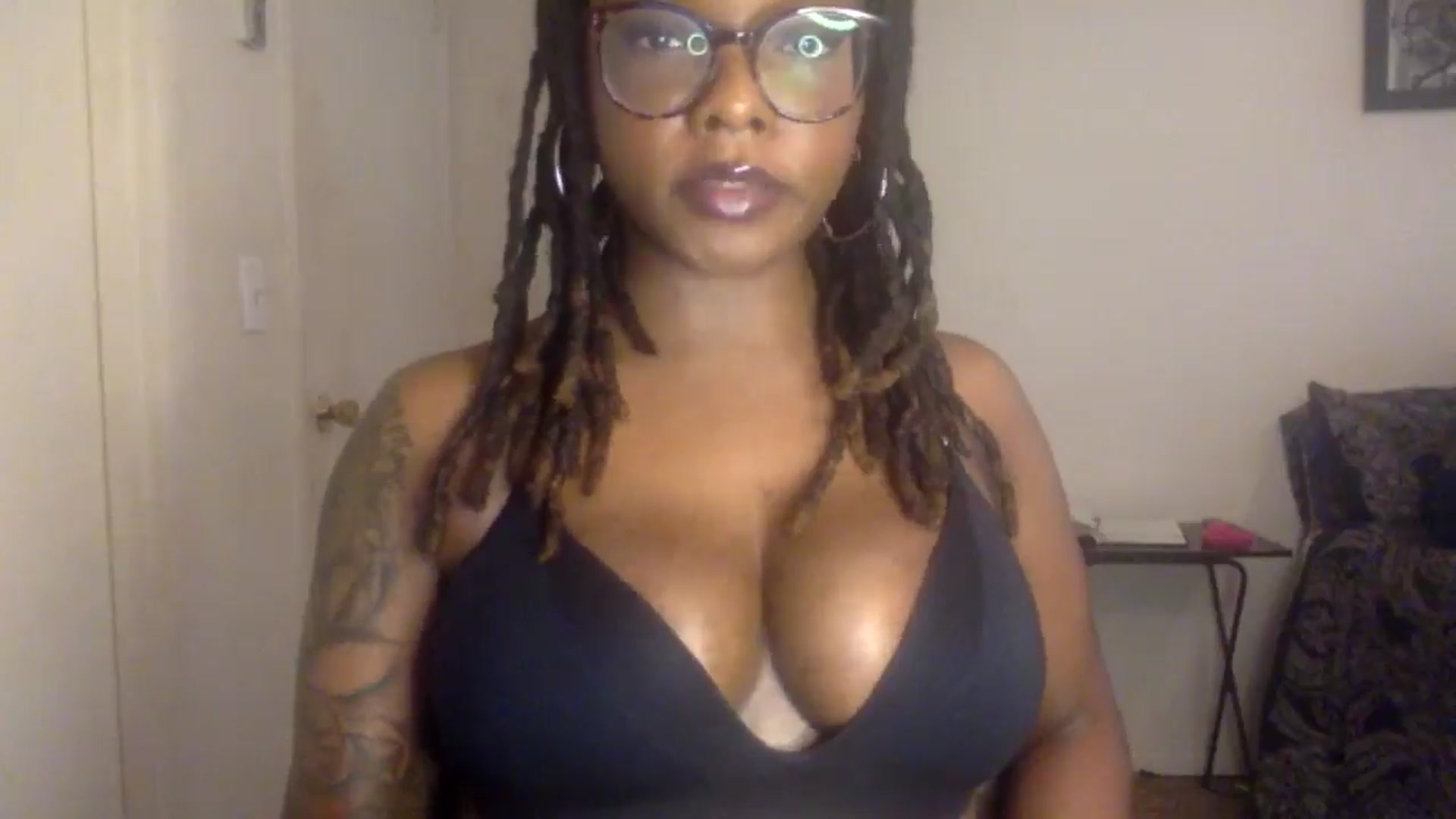 Gallery image thumbnail from warmhoney888's myfreecams stream on, 07/30/2025, 16:56 image 2 of 20