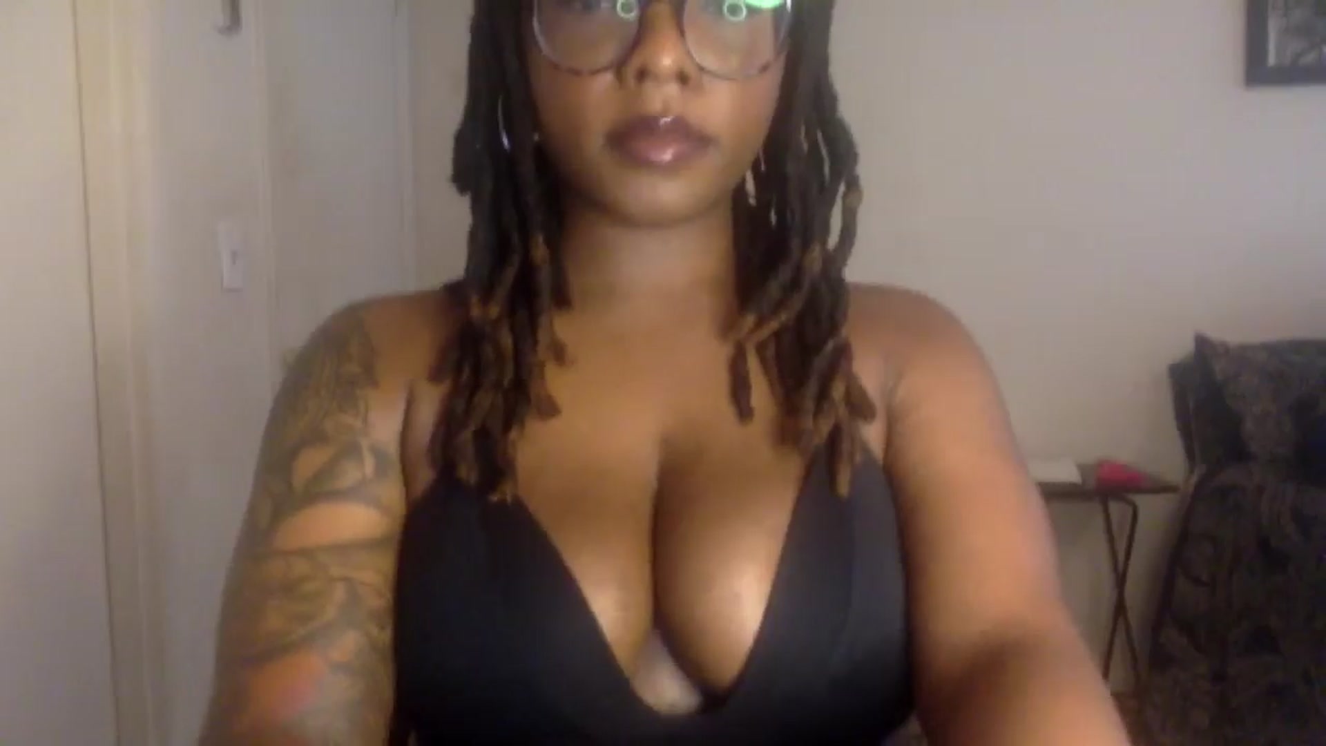 Gallery image thumbnail from warmhoney888's myfreecams stream on, 07/30/2025, 16:56 image 16 of 20