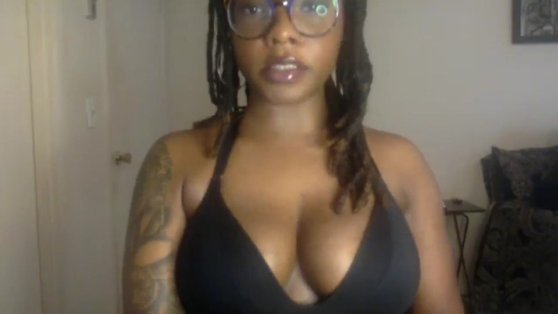 Gallery image thumbnail from warmhoney888's myfreecams stream on, 07/30/2025, 17:52 image 2 of 20