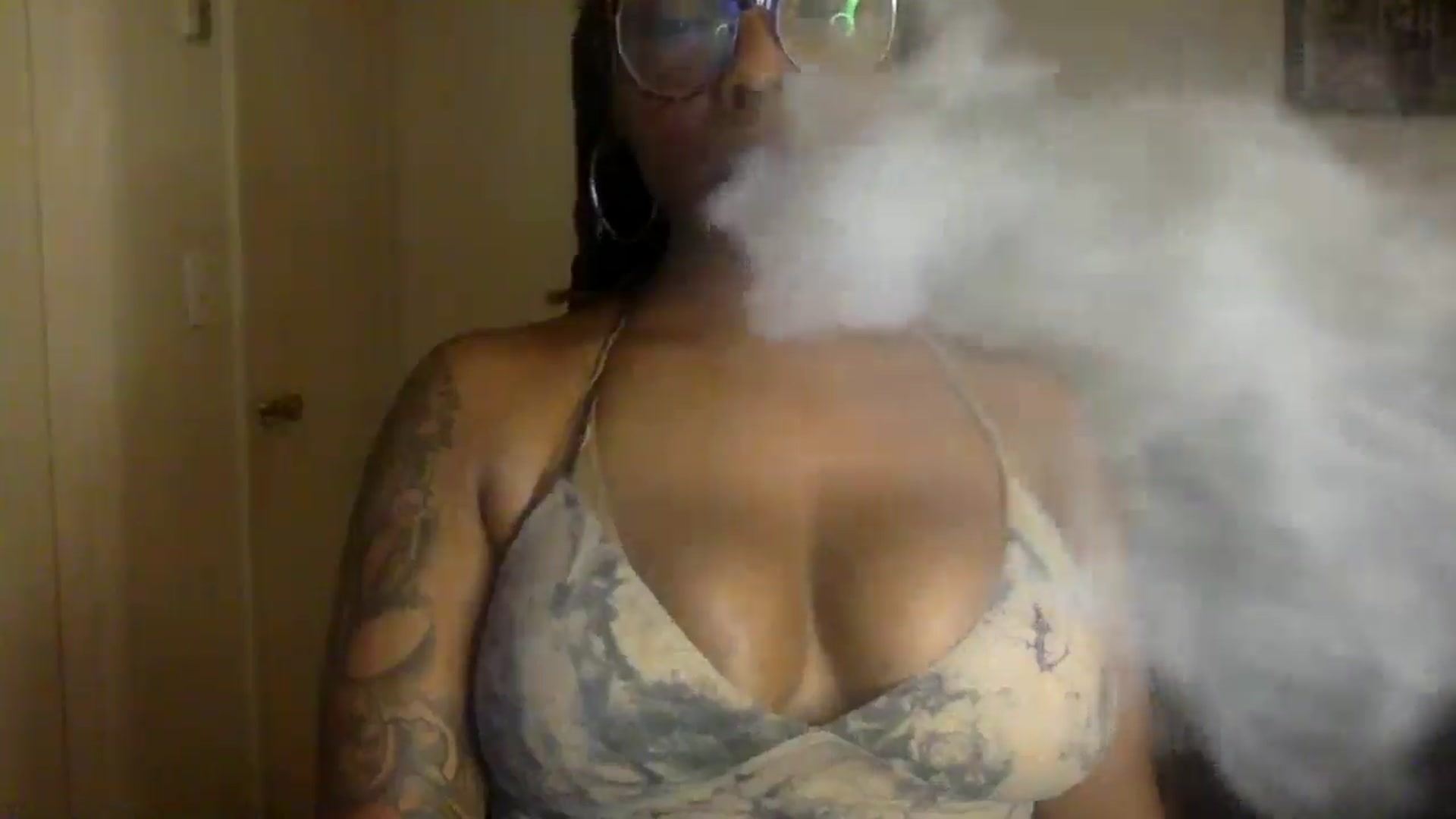 Gallery image thumbnail from warmhoney888's myfreecams stream on, 08/09/2025, 08:10 image 2 of 20