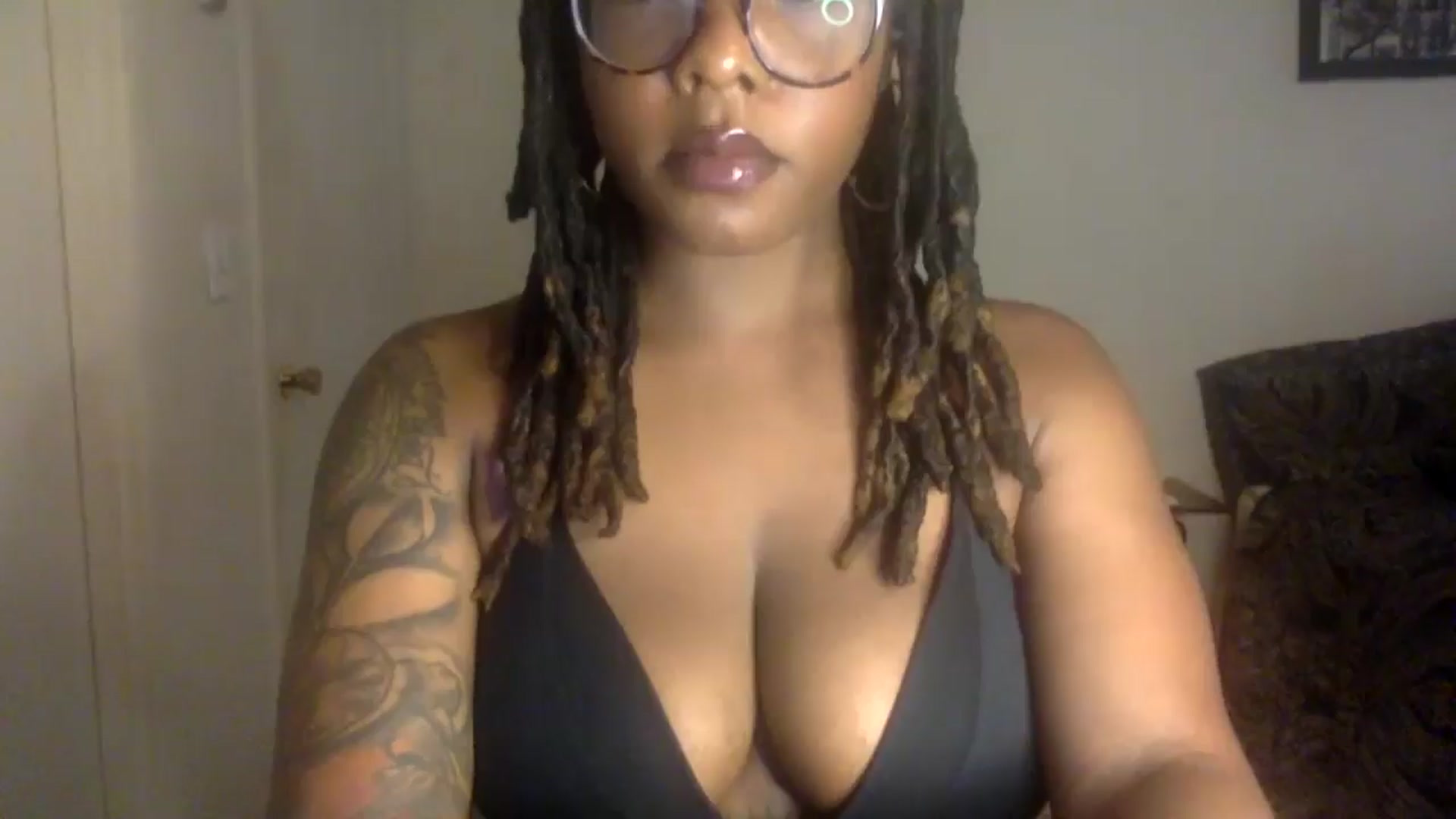 Gallery image thumbnail from warmhoney888's myfreecams stream on, 08/12/2025, 12:28 image 13 of 20