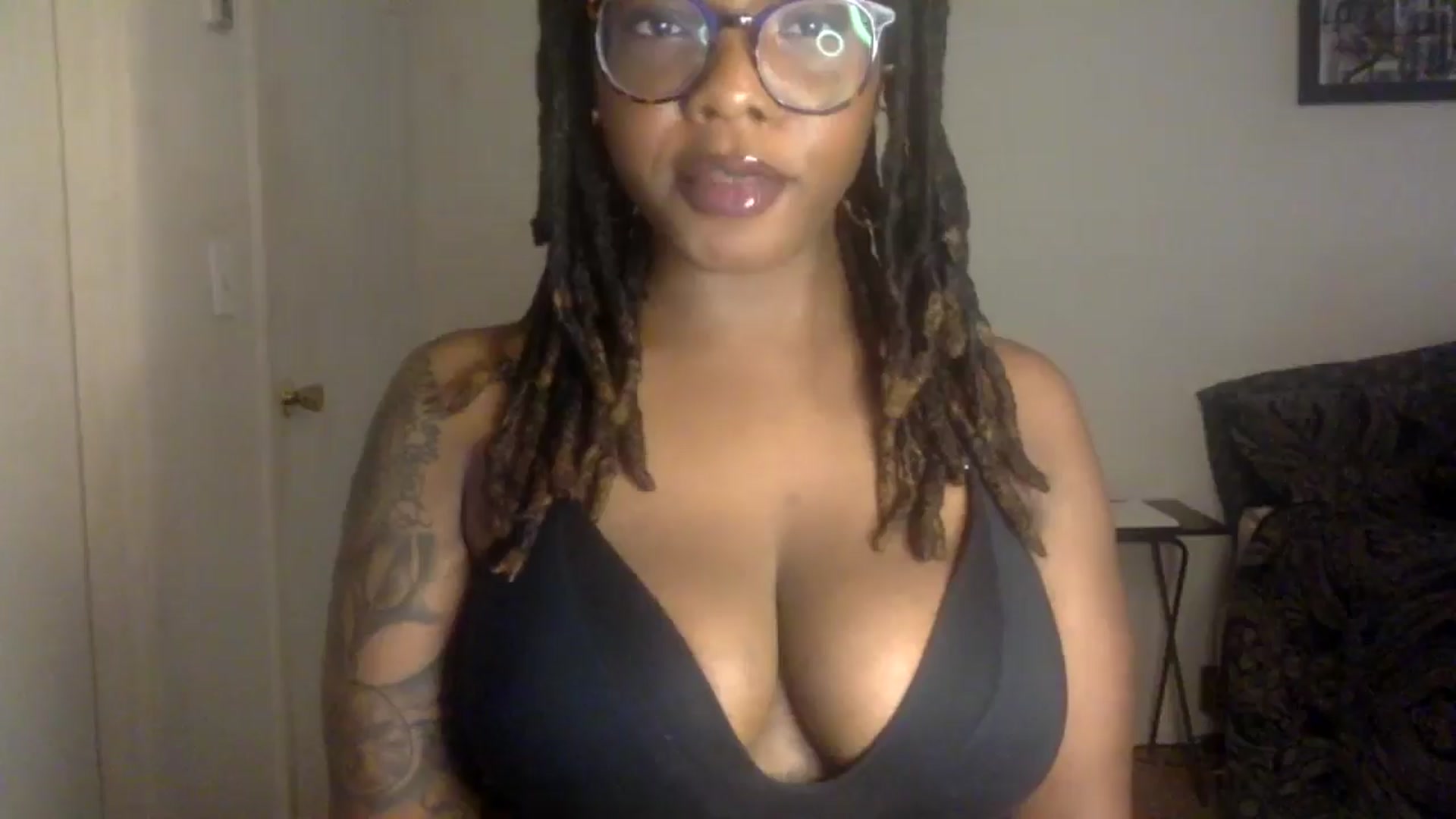 Gallery image thumbnail from warmhoney888's myfreecams stream on, 08/12/2025, 12:28 image 14 of 20
