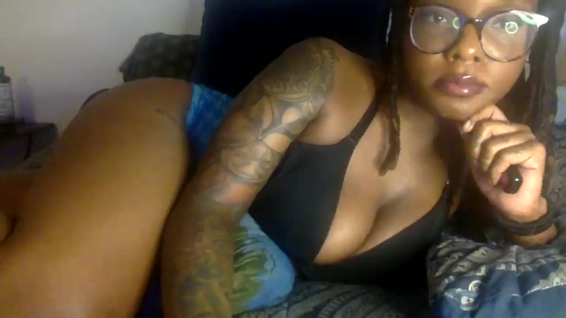 Gallery image thumbnail from warmhoney888's myfreecams stream on, 08/19/2025, 15:48 image 6 of 20