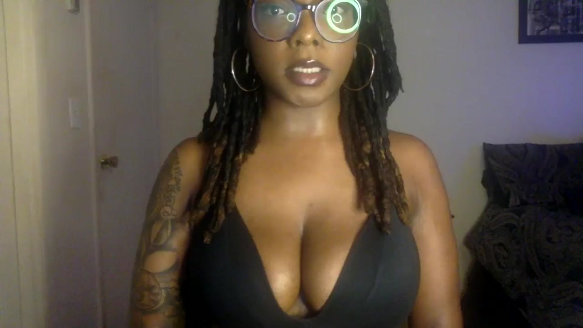 Gallery image thumbnail from warmhoney888's myfreecams stream on, 08/20/2025, 06:18 image 1 of 20