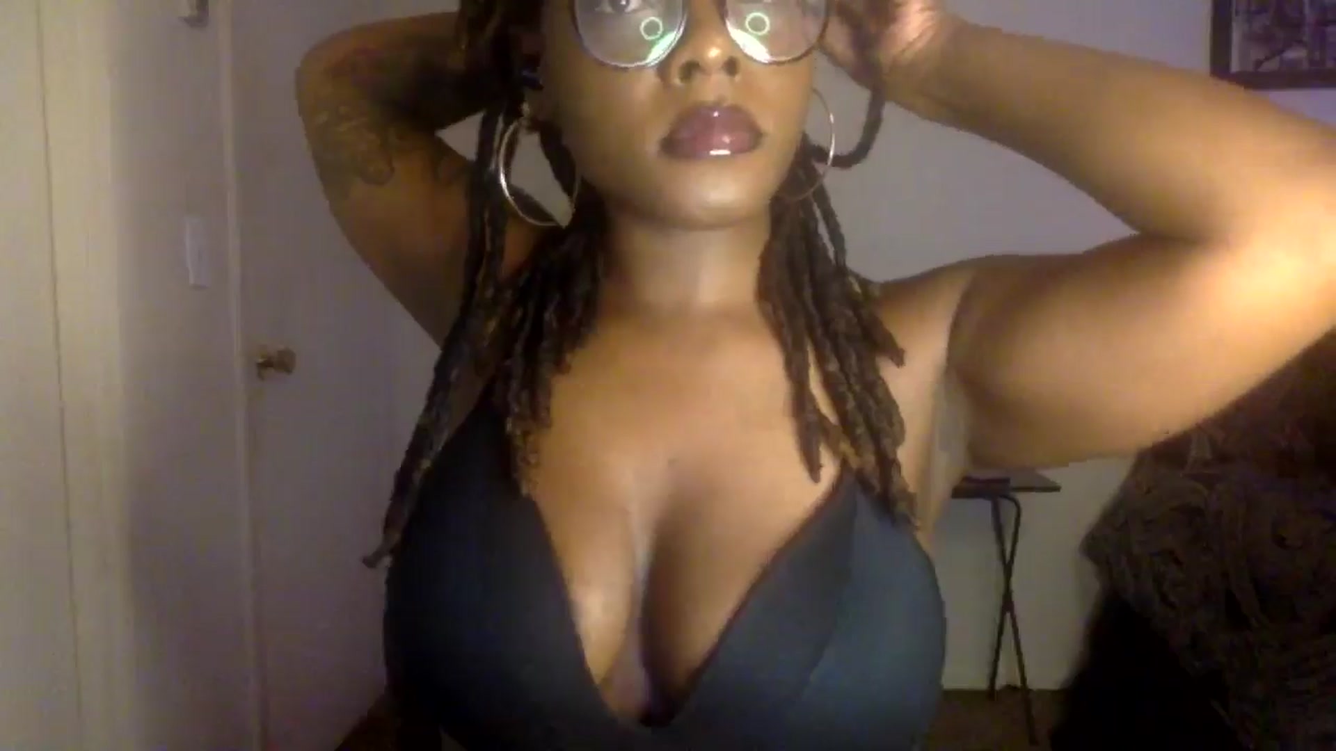 Gallery image thumbnail from warmhoney888's myfreecams stream on, 08/20/2025, 10:30 image 20 of 20