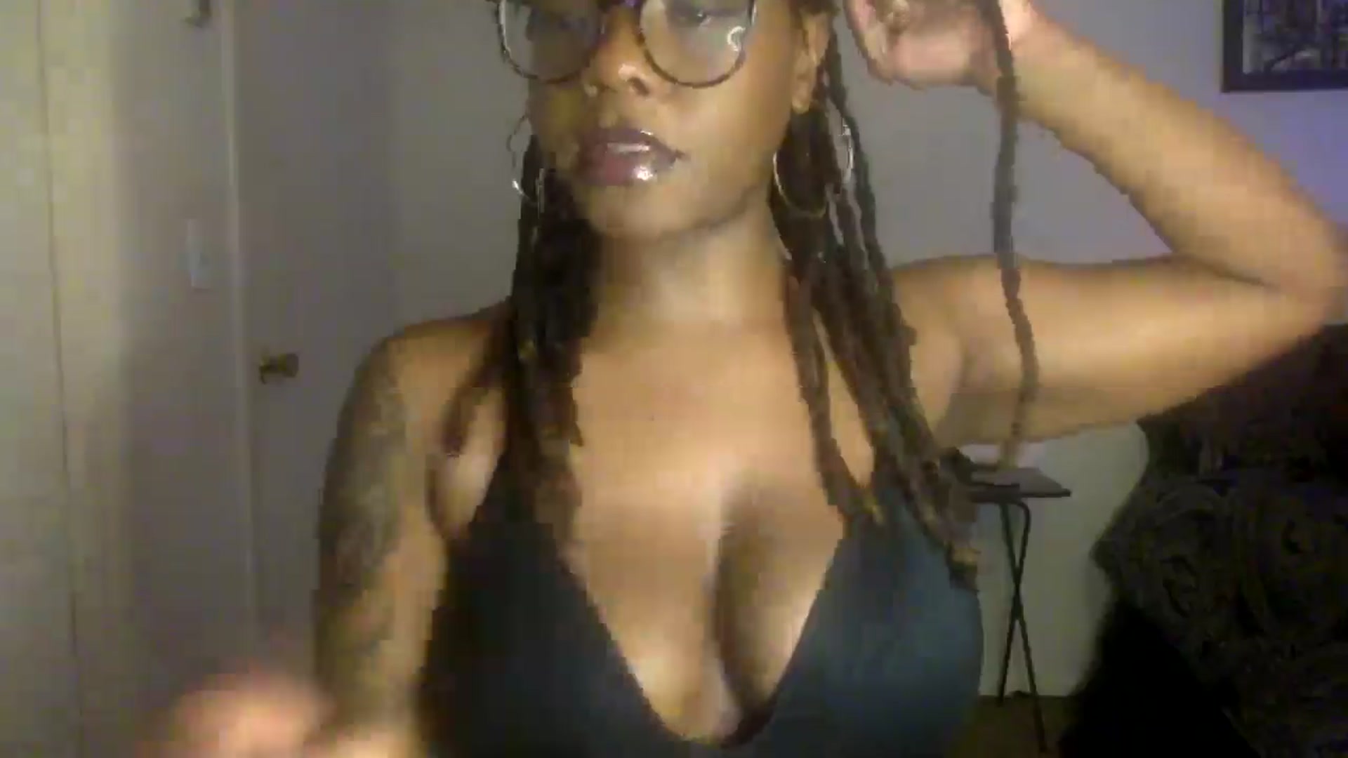 Gallery image thumbnail from warmhoney888's myfreecams stream on, 08/20/2025, 10:30 image 19 of 20