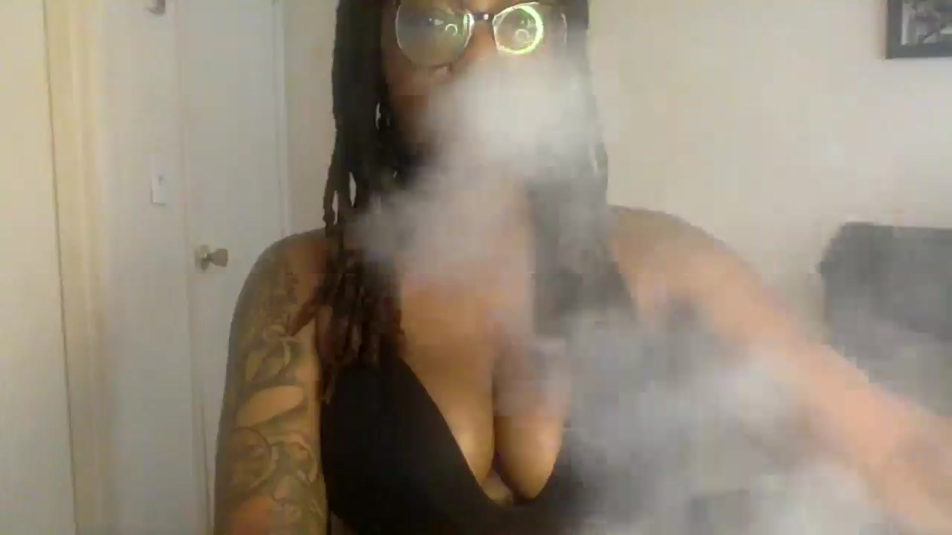 Gallery image thumbnail from warmhoney888's myfreecams stream on, 08/26/2025, 18:53 image 5 of 20