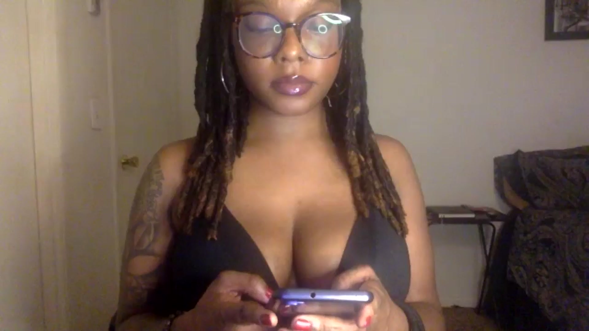 Gallery image thumbnail from warmhoney888's myfreecams stream on, 09/06/2025, 09:08 image 11 of 20
