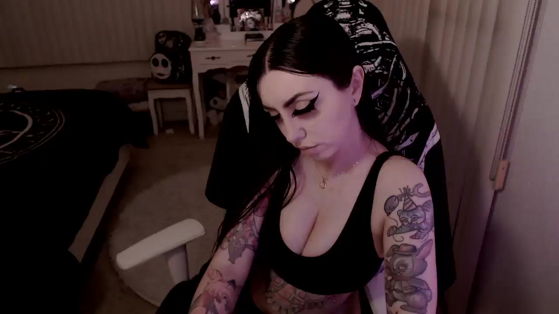 Gallery image thumbnail from wednesdaybae's myfreecams stream on, 03/07/2025, 10:13 image 5 of 20