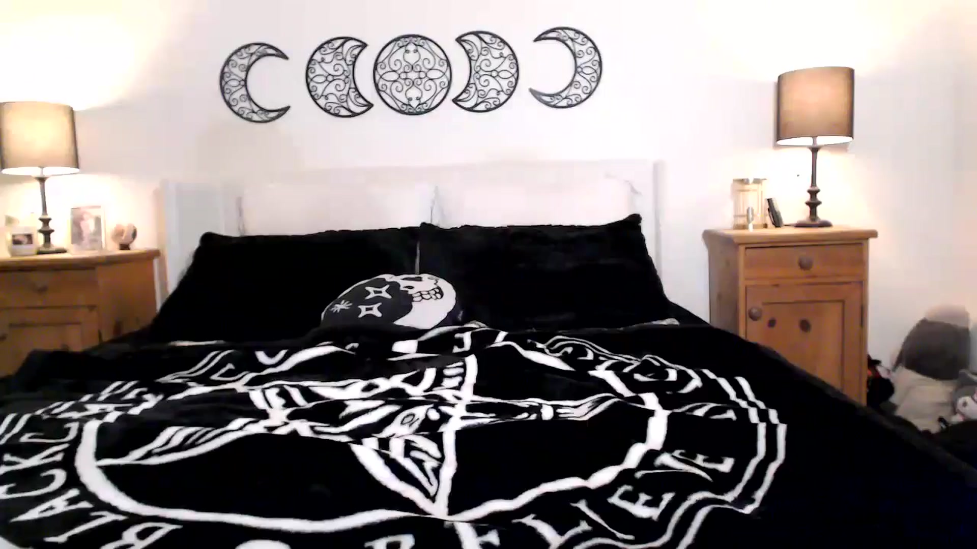 Gallery image thumbnail from wednesdaybae's myfreecams stream on, 03/26/2025, 10:42 image 5 of 20