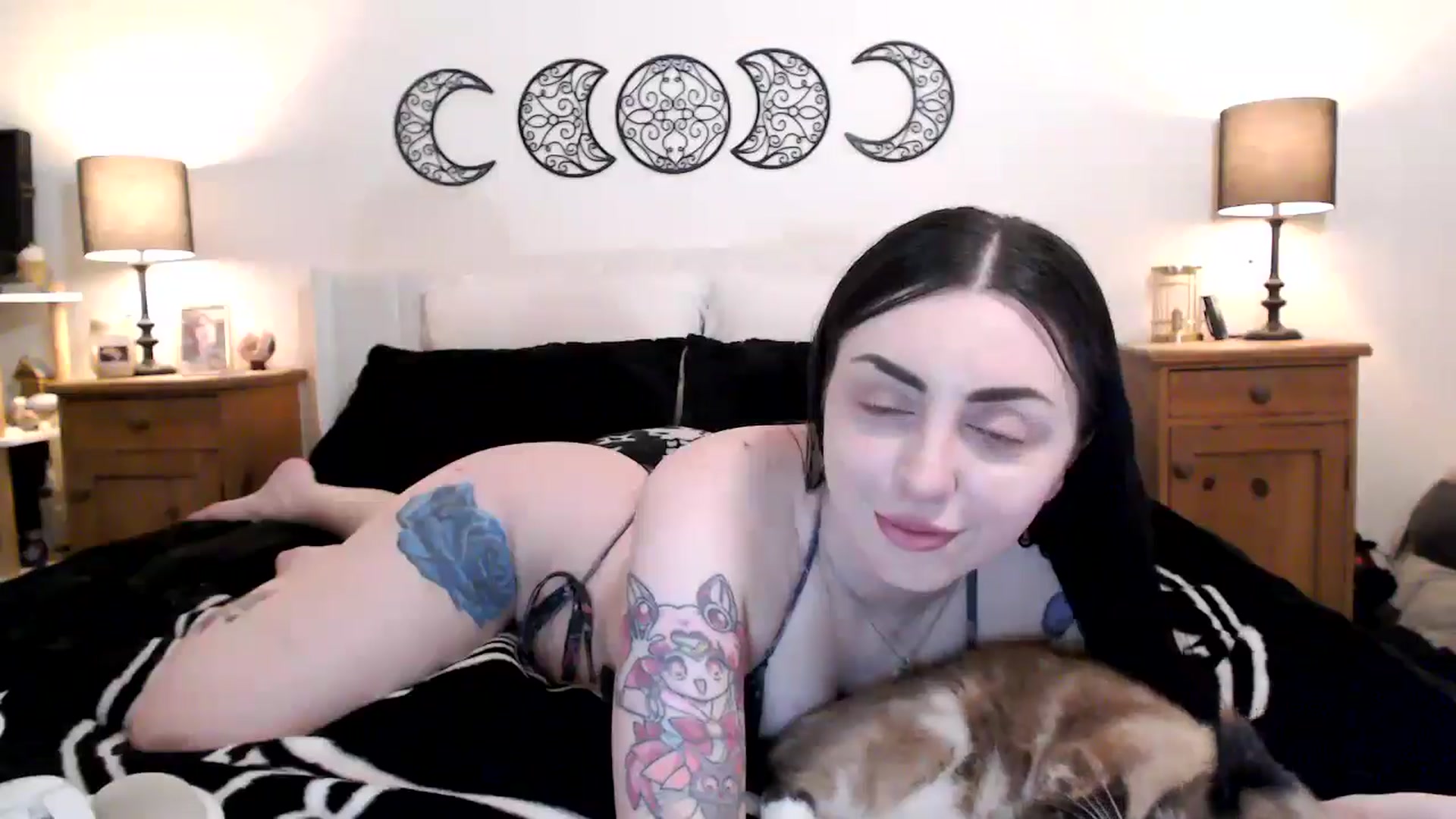 Gallery image thumbnail from wednesdaybae's myfreecams stream on, 03/26/2025, 10:42 image 17 of 20
