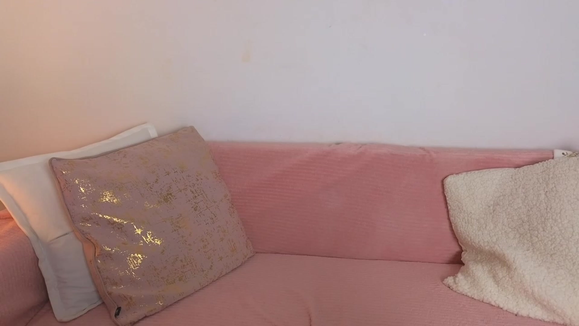 Gallery image thumbnail from wel_cum's myfreecams stream on, 01/19/2024, 01:17 image 19 of 20