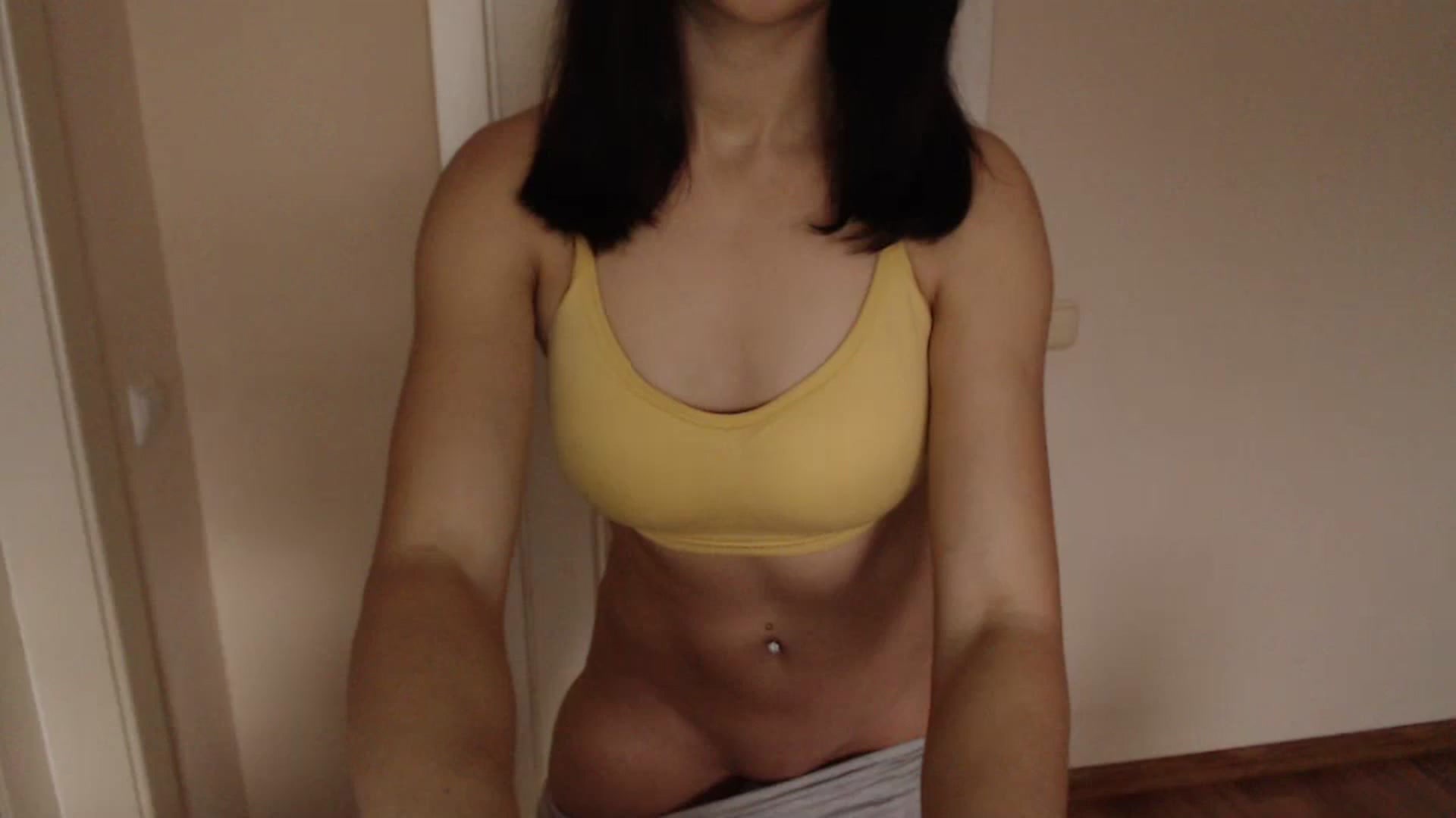 Gallery image thumbnail from wet_fit's myfreecams stream on, 12/18/2023, 07:16 image 6 of 20