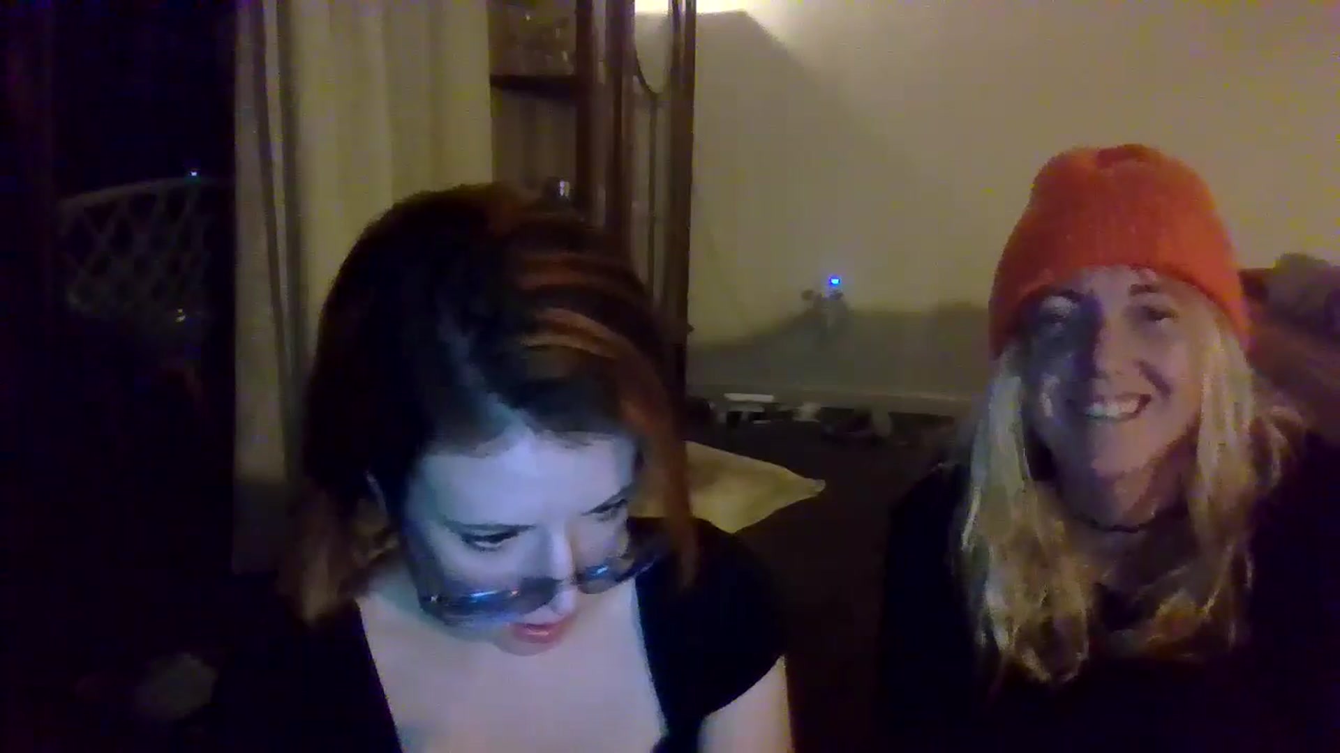 Gallery image thumbnail from wetsplay's myfreecams stream on, 03/26/2025, 14:03 image 11 of 20
