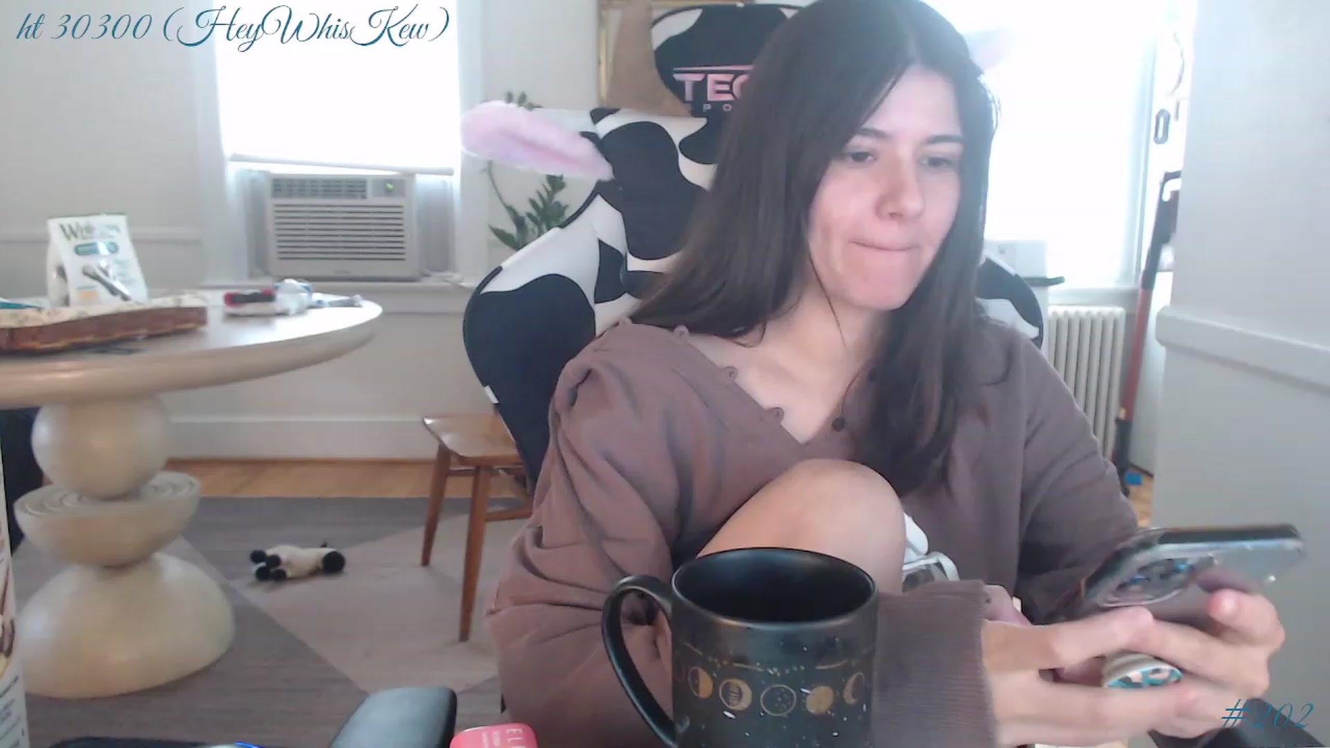 Gallery image thumbnail from whiskewub_rcJ's myfreecams stream on, 05/13/2023, 19:59 image 7 of 20