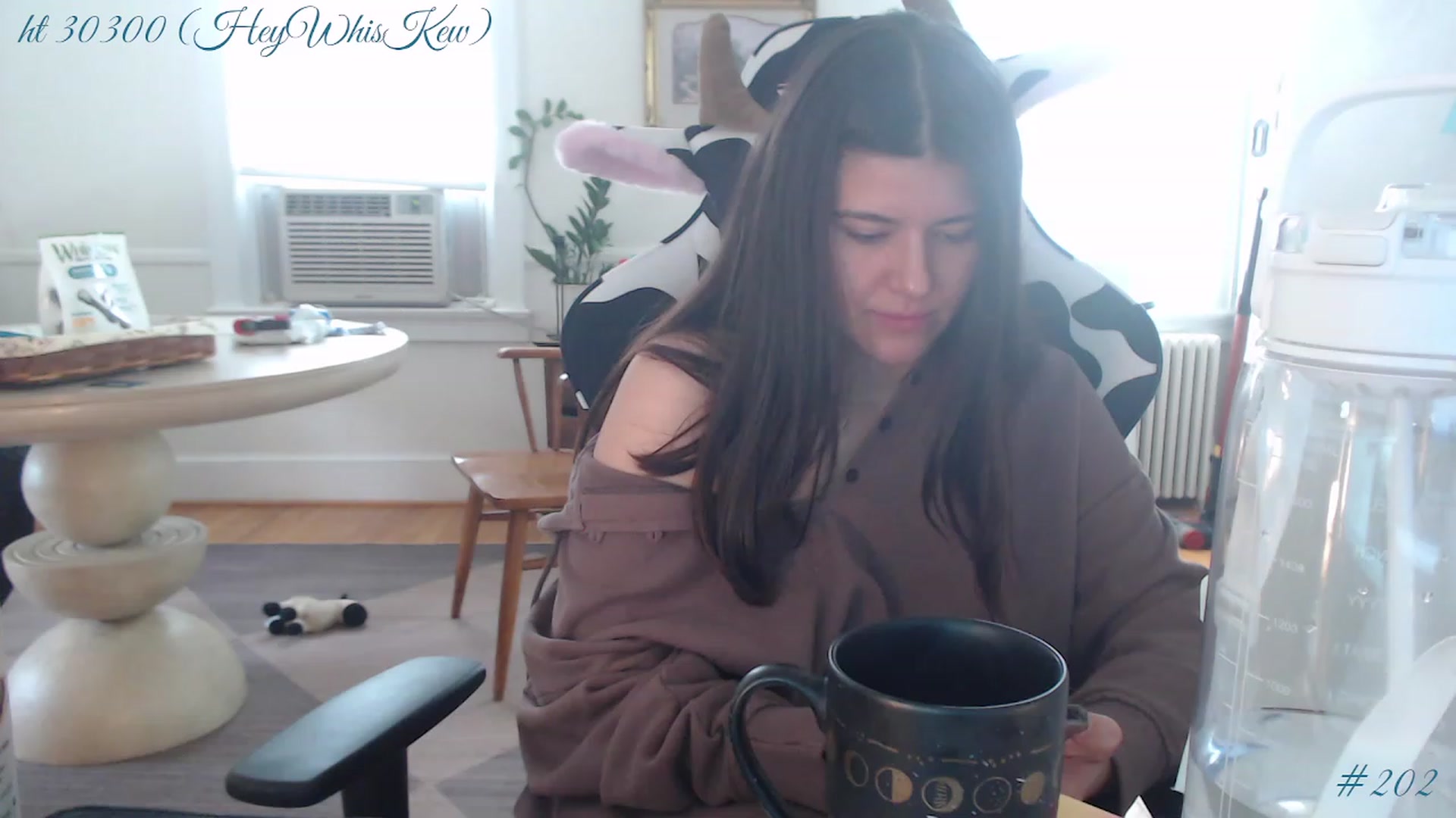 Gallery image thumbnail from whiskewub_rcJ's myfreecams stream on, 05/13/2023, 19:59 image 11 of 20