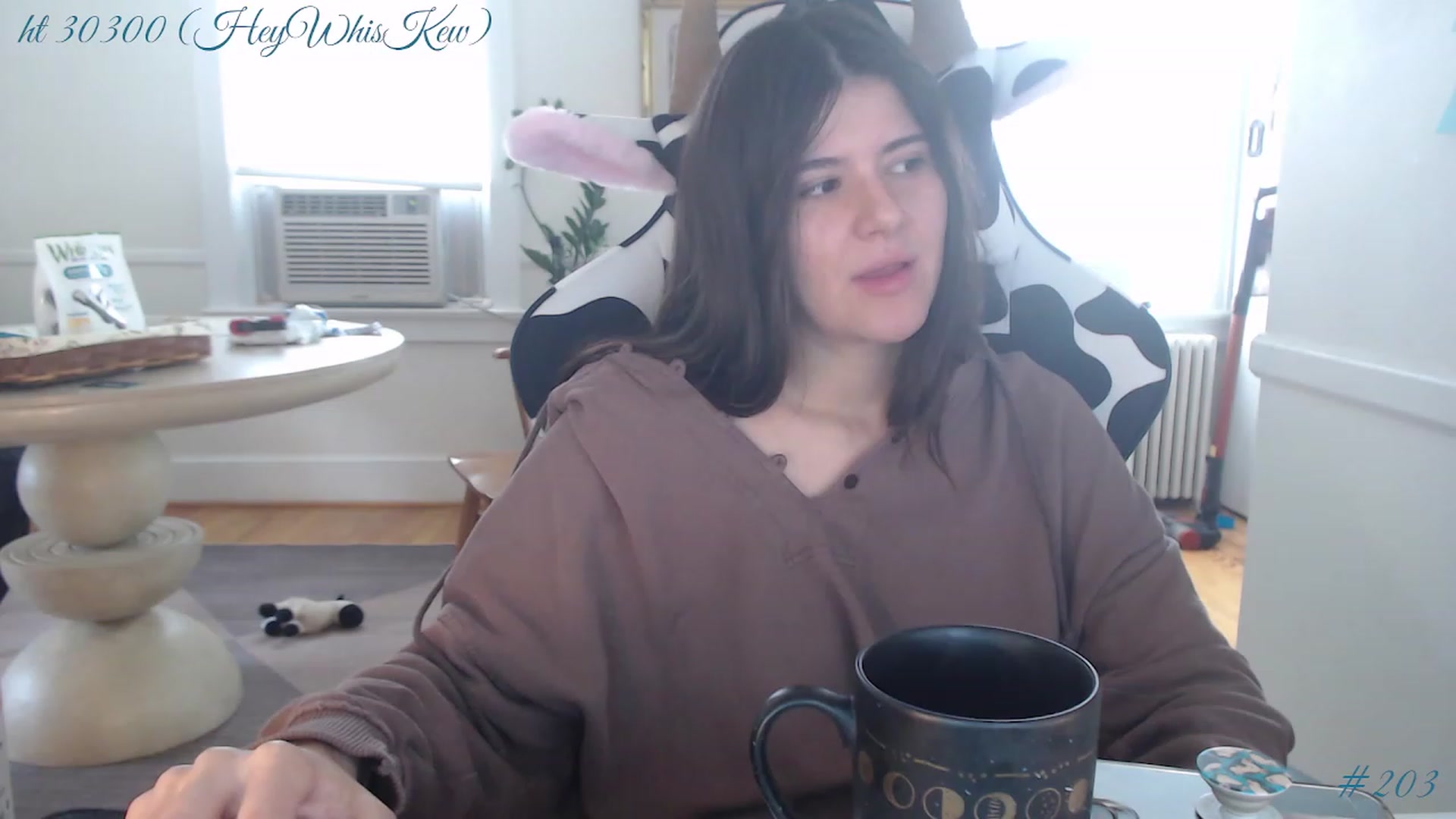 Gallery image thumbnail from whiskewub_rcJ's myfreecams stream on, 05/13/2023, 19:59 image 13 of 20