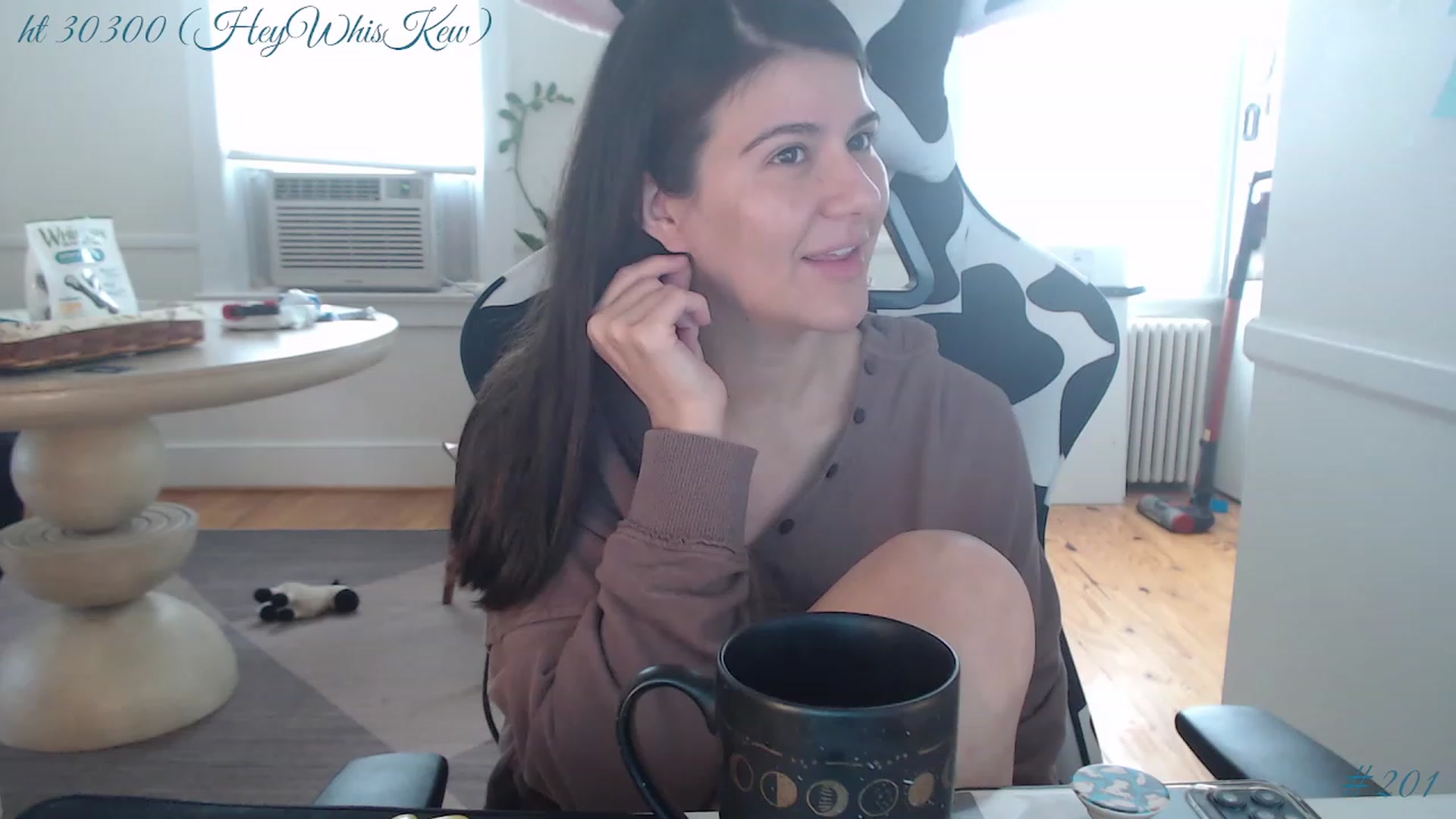 Gallery image thumbnail from whiskewub_rcJ's myfreecams stream on, 05/13/2023, 19:59 image 3 of 20