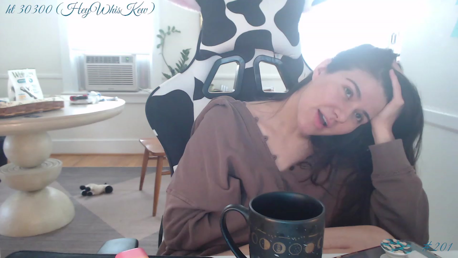Gallery image thumbnail from whiskewub_rcJ's myfreecams stream on, 05/13/2023, 19:59 image 4 of 20