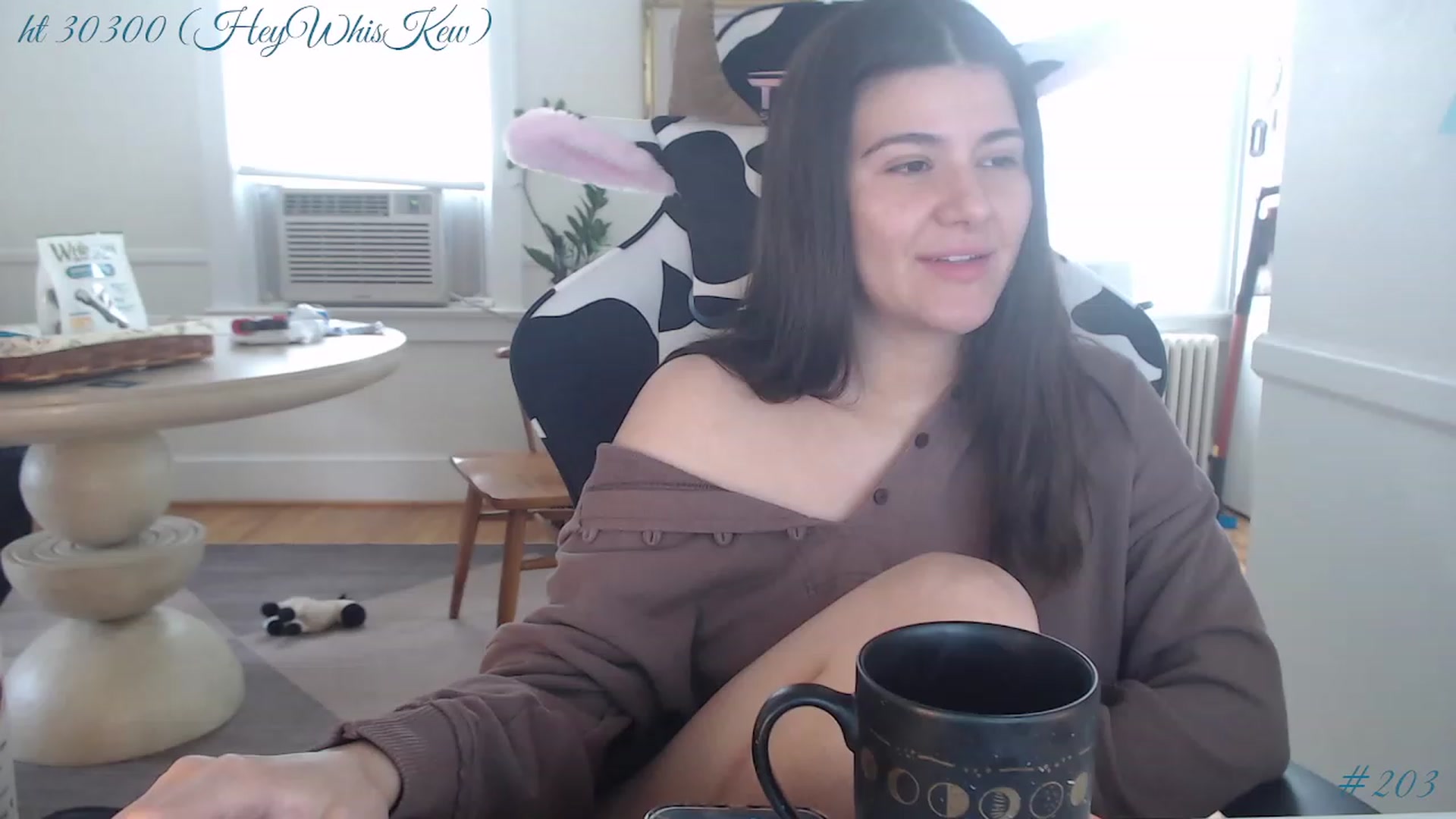 Gallery image thumbnail from whiskewub_rcJ's myfreecams stream on, 05/13/2023, 19:59 image 12 of 20