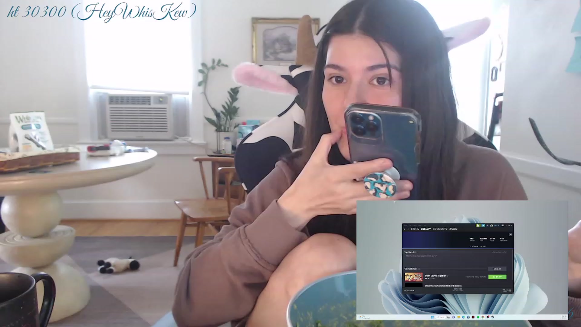Gallery image thumbnail from whiskewub_rcJ's myfreecams stream on, 05/13/2023, 21:59 image 3 of 20
