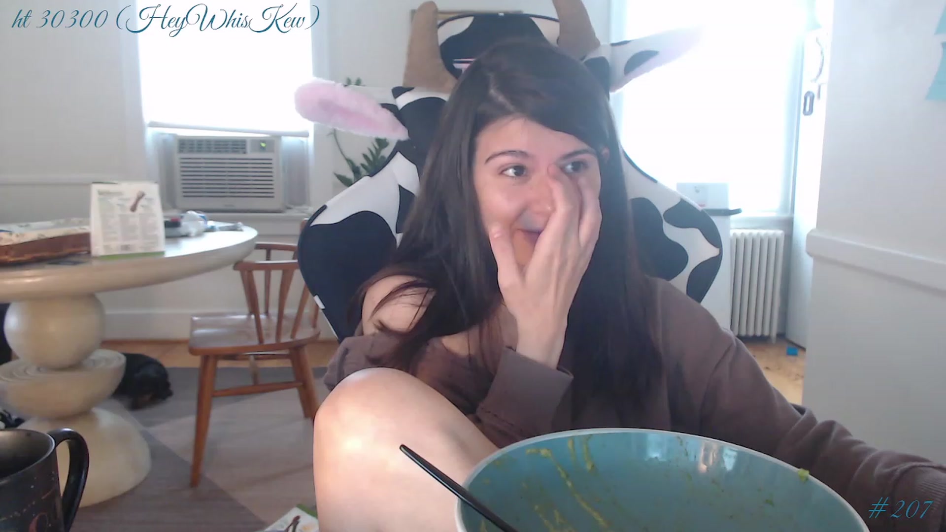 Gallery image thumbnail from whiskewub_rcJ's myfreecams stream on, 05/13/2023, 21:59 image 12 of 20