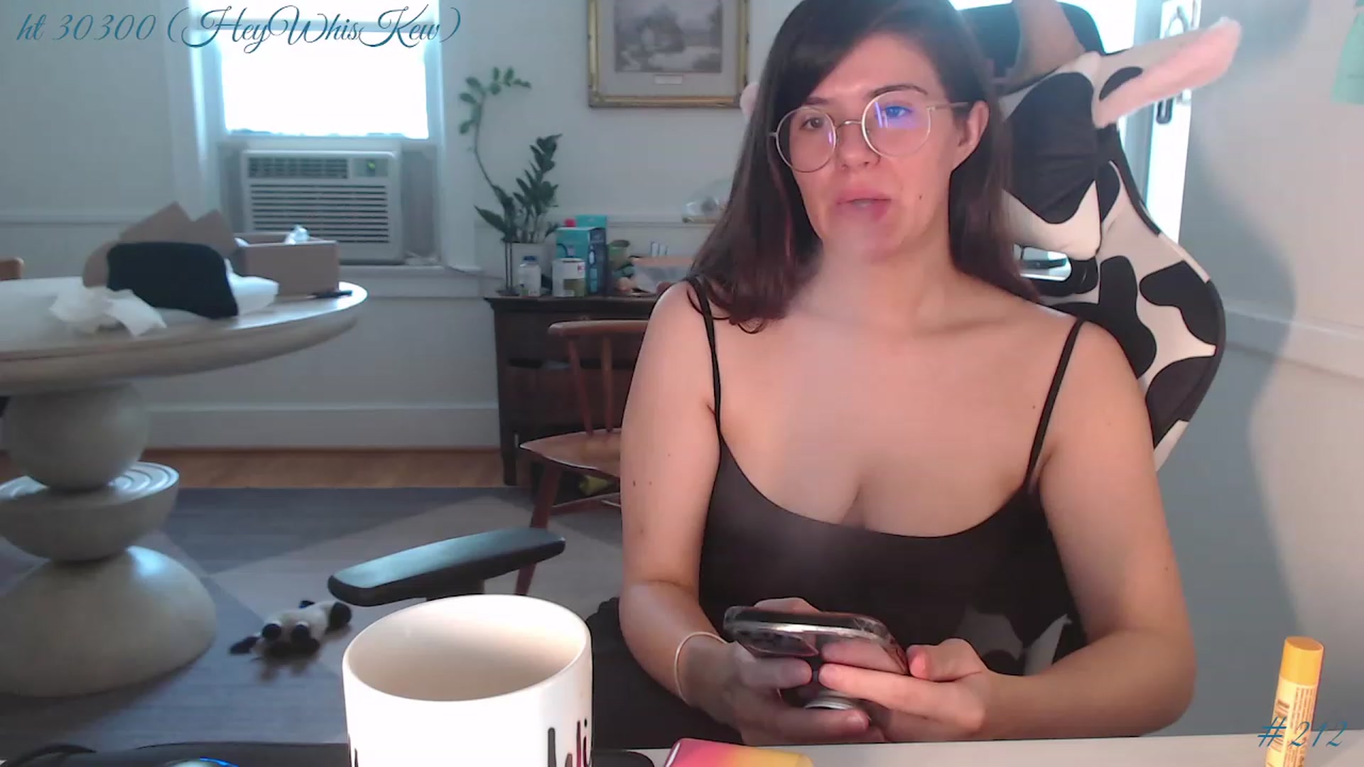 Gallery image thumbnail from whiskewub_rcJ's myfreecams stream on, 05/14/2023, 18:06 image 7 of 20