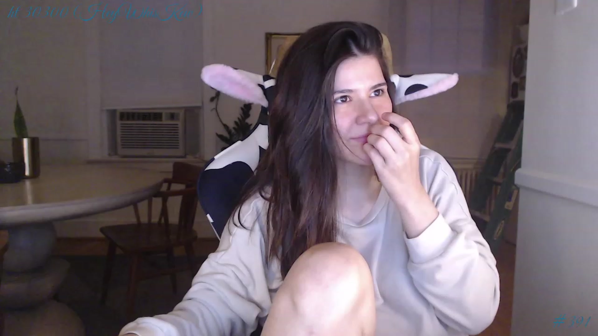 Gallery image thumbnail from whiskewub_rcJ's myfreecams stream on, 05/21/2023, 03:12 image 3 of 20
