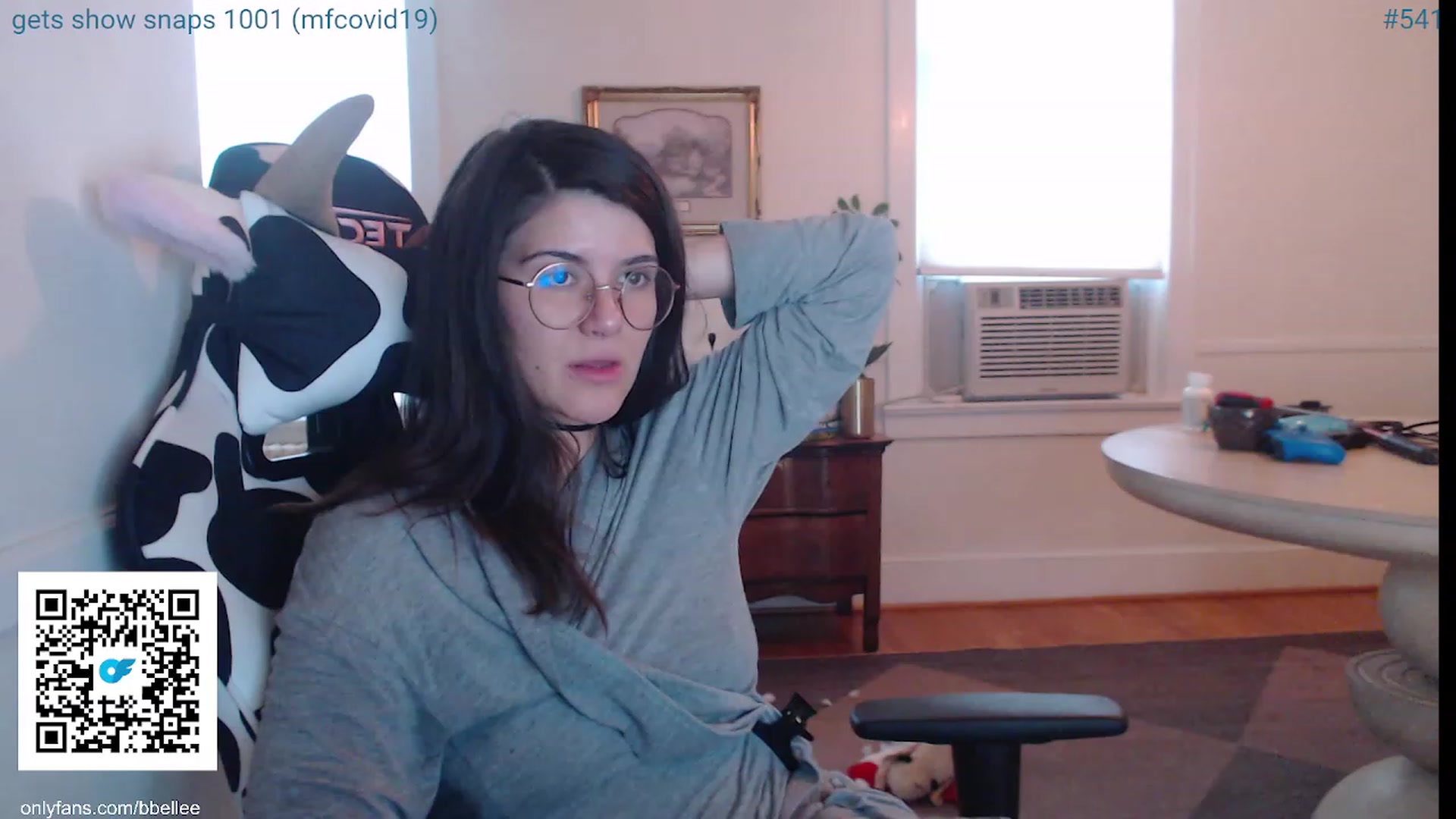 Gallery image thumbnail from whiskewub_rcJ's myfreecams stream on, 05/28/2023, 22:14 image 4 of 20