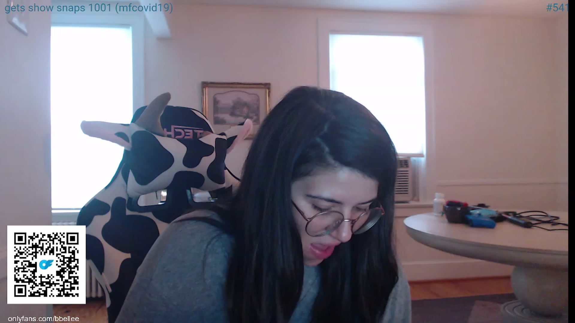 Gallery image thumbnail from whiskewub_rcJ's myfreecams stream on, 05/28/2023, 22:14 image 1 of 20