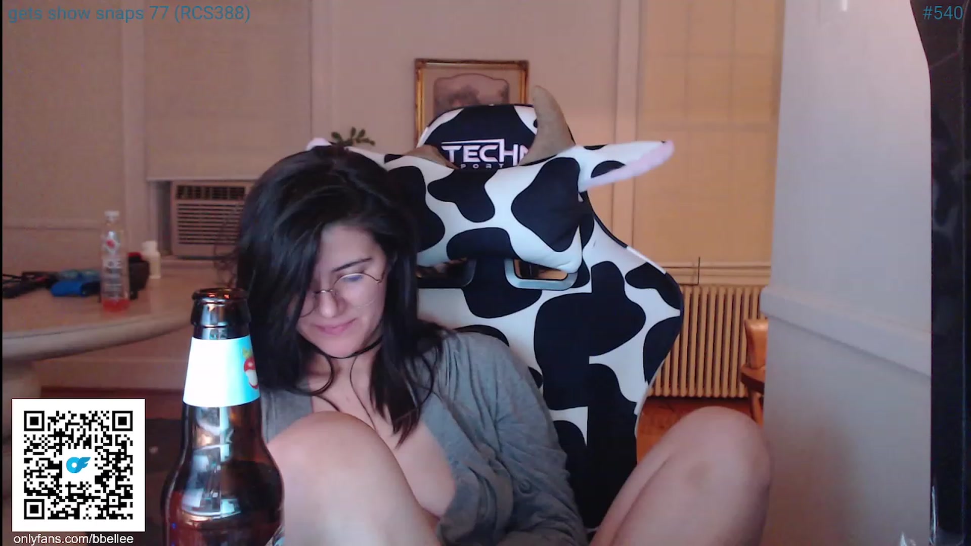 Gallery image thumbnail from whiskewub_rcJ's myfreecams stream on, 05/29/2023, 04:01 image 12 of 20