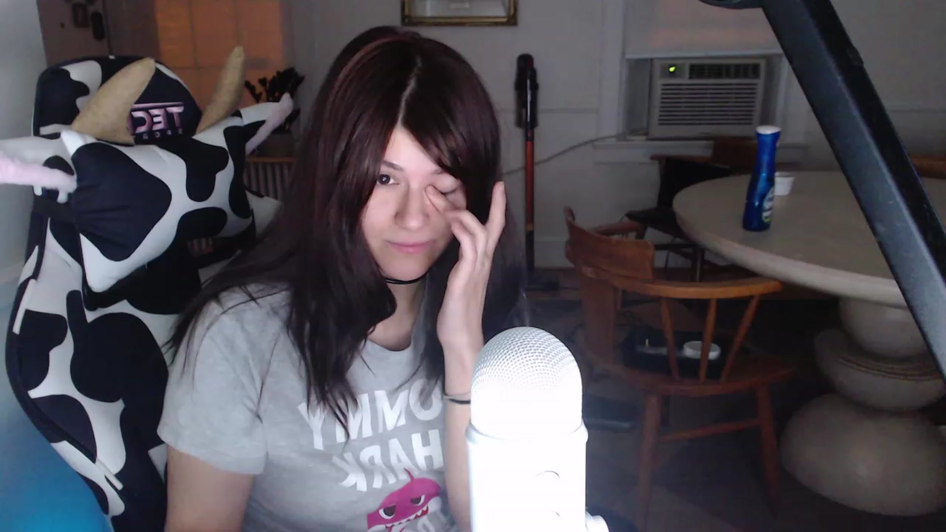 Gallery image thumbnail from whiskewub_rcJ's myfreecams stream on, 06/01/2023, 02:24 image 17 of 20